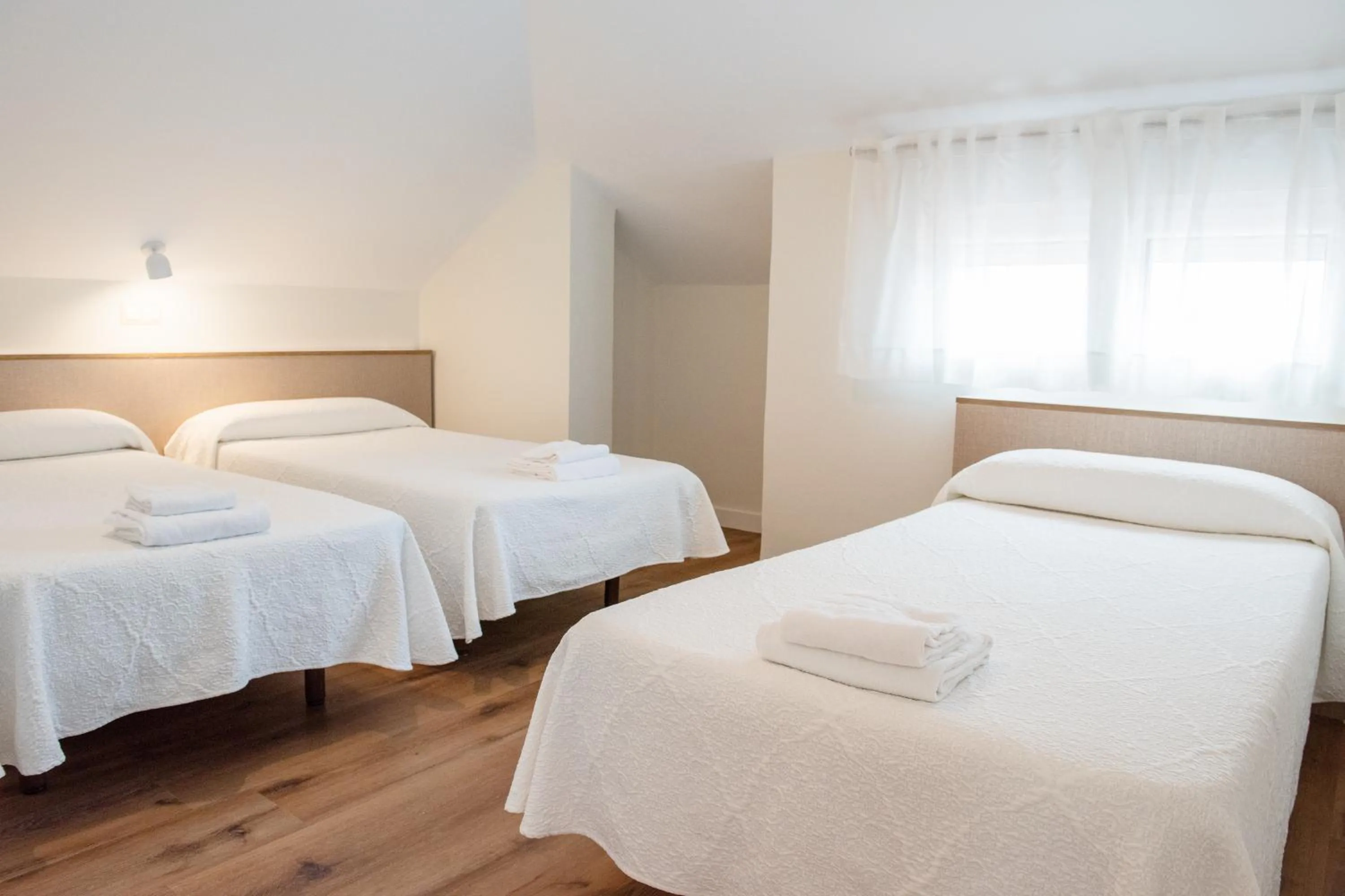 Bedroom in Apartamentos Suaces