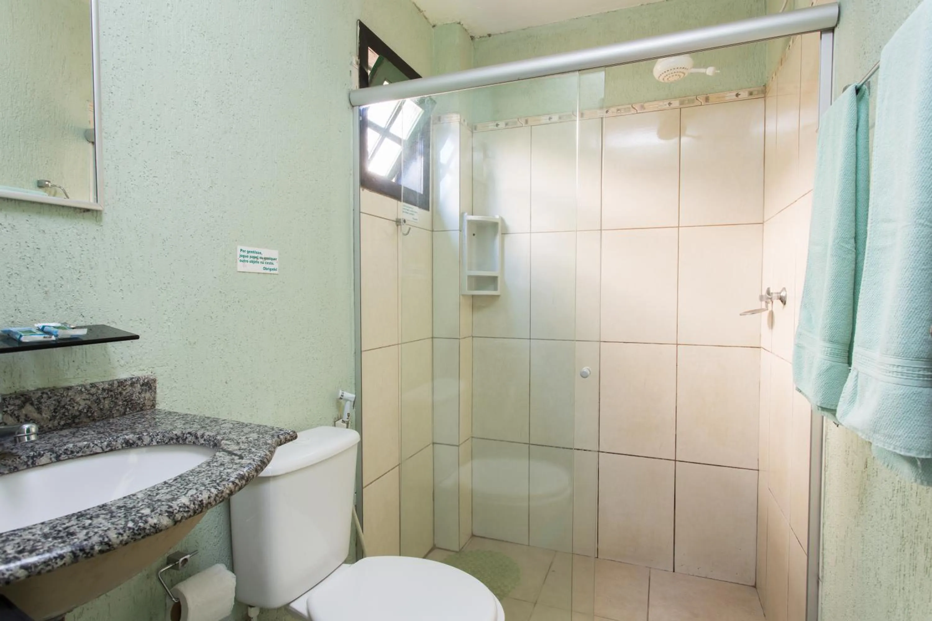 Shower in Pousada Sonho Verde