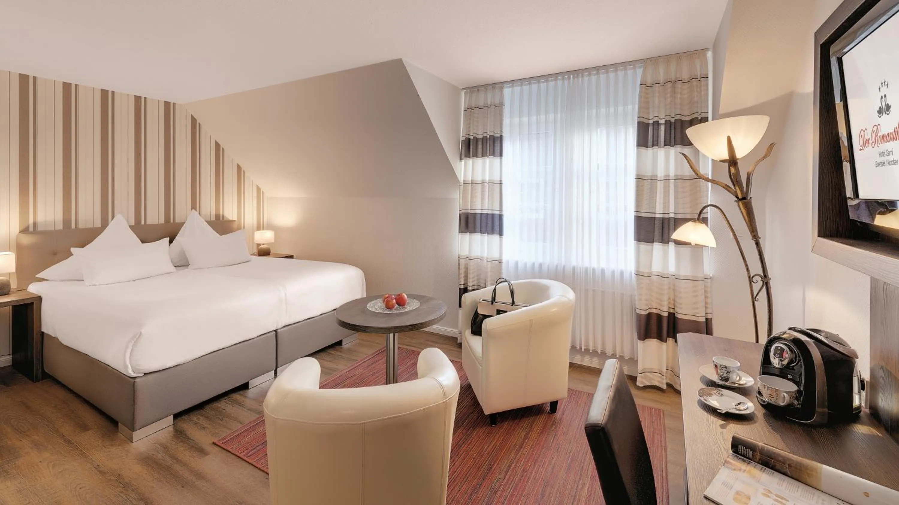 TV and multimedia, Bed in Der Romantik-Hof Greetsiel