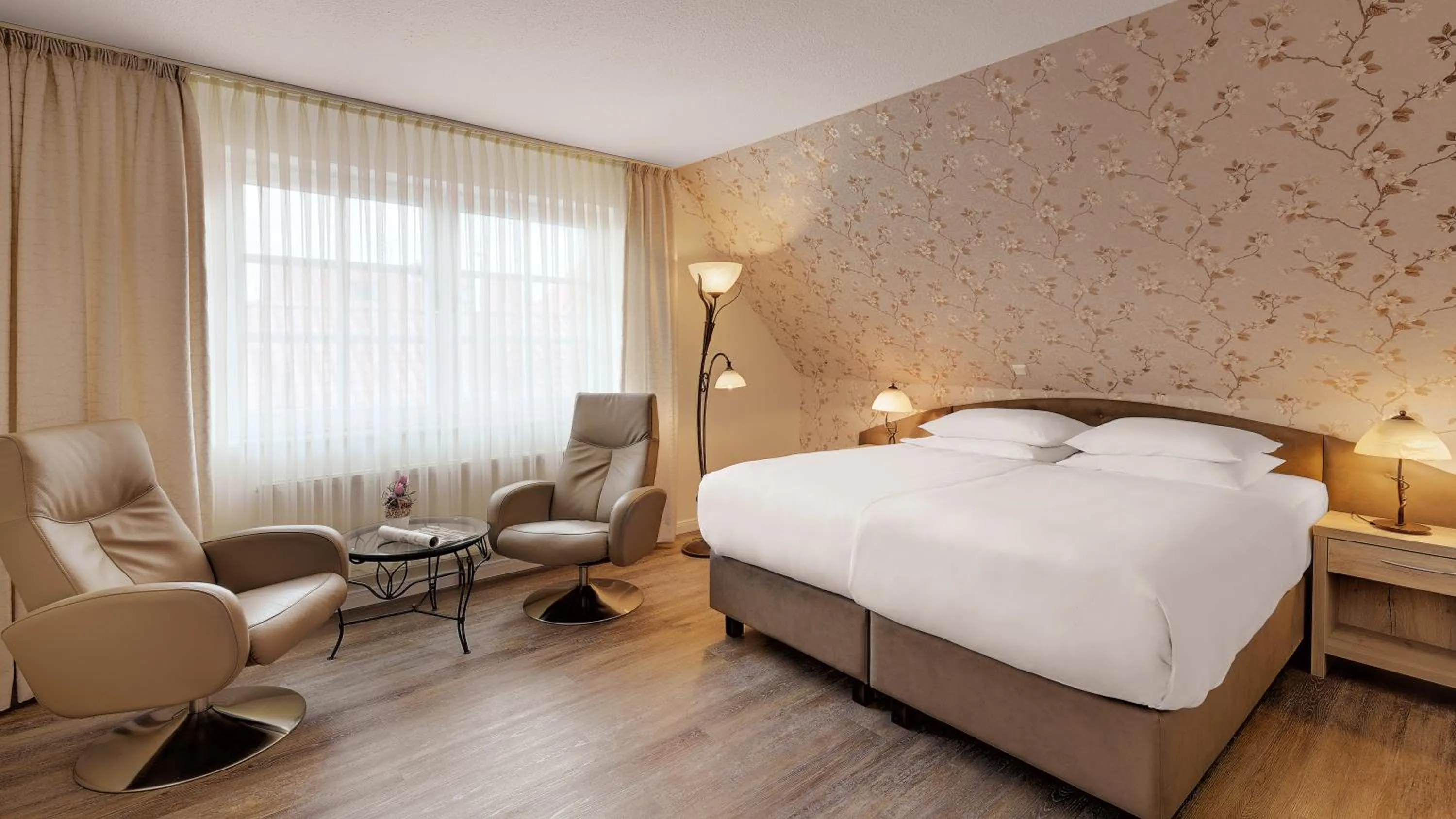 Photo of the whole room, Bed in Der Romantik-Hof Greetsiel