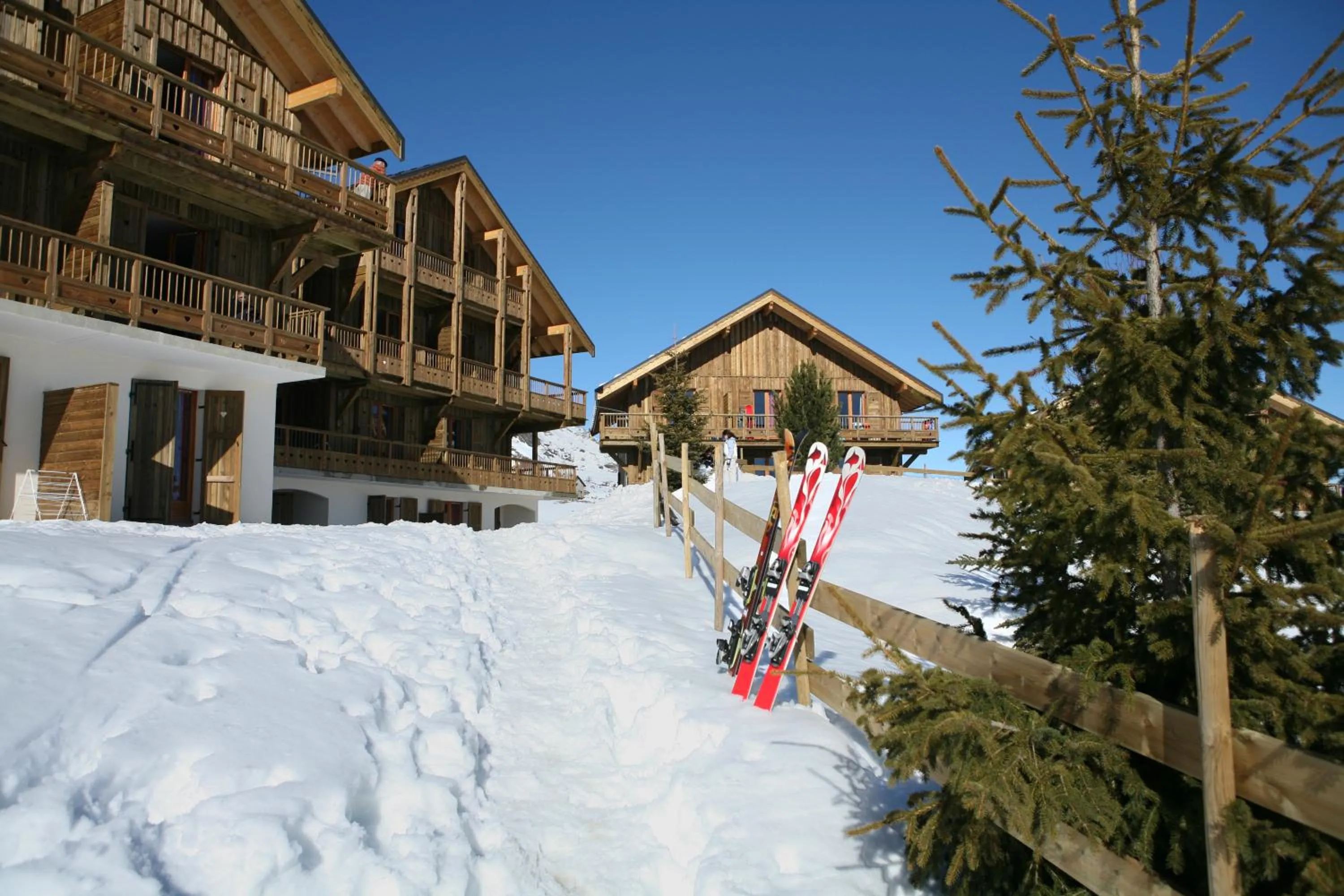 Facade/entrance in Résidence Néméa Les Chalets Des Cîmes