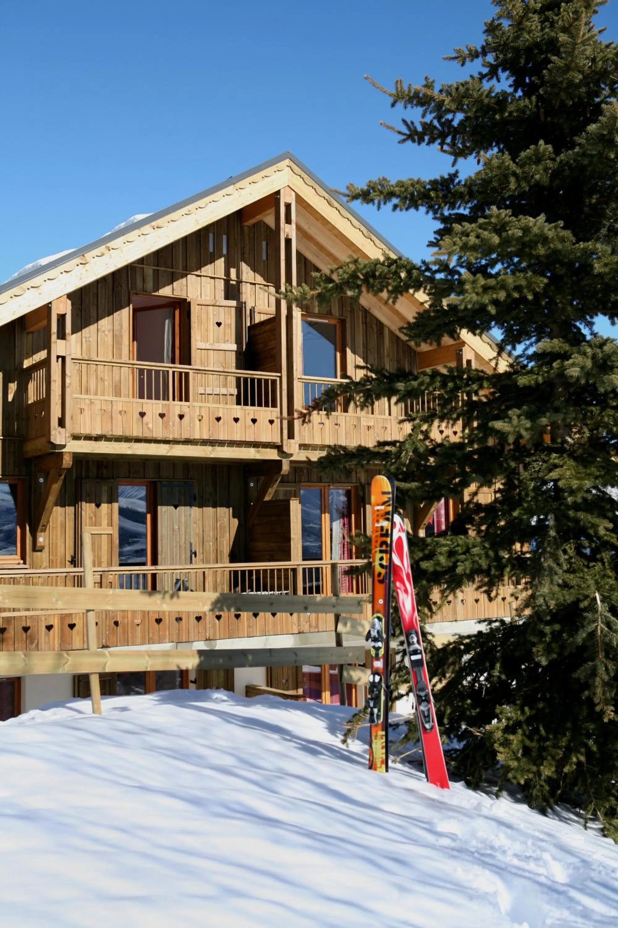 Facade/entrance in Résidence Néméa Les Chalets Des Cîmes