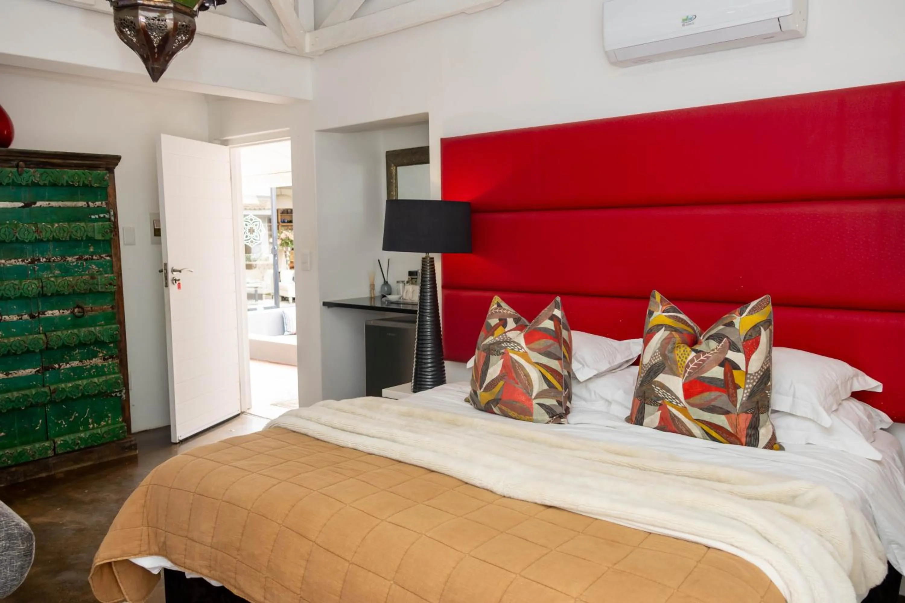 Bed in The Rez Guesthouse