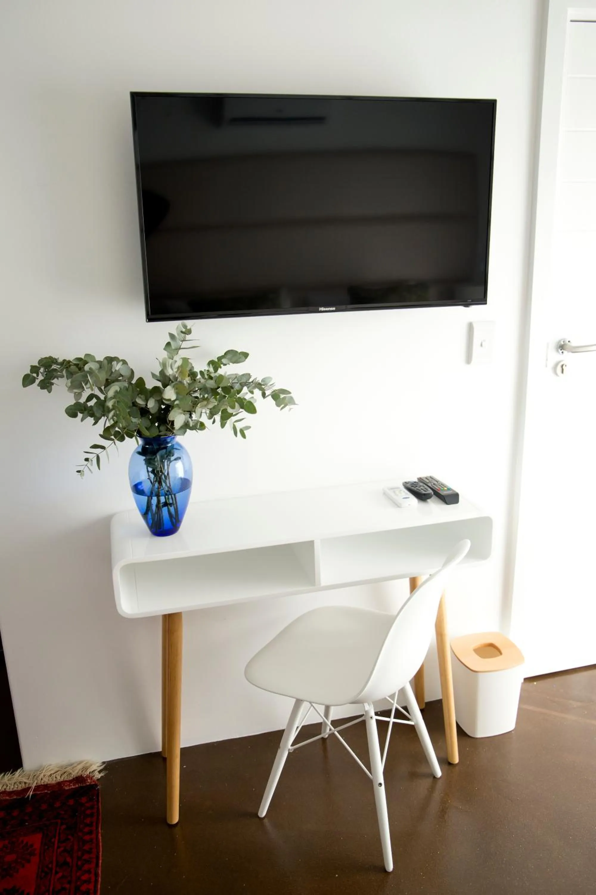 TV and multimedia in The Rez Guesthouse