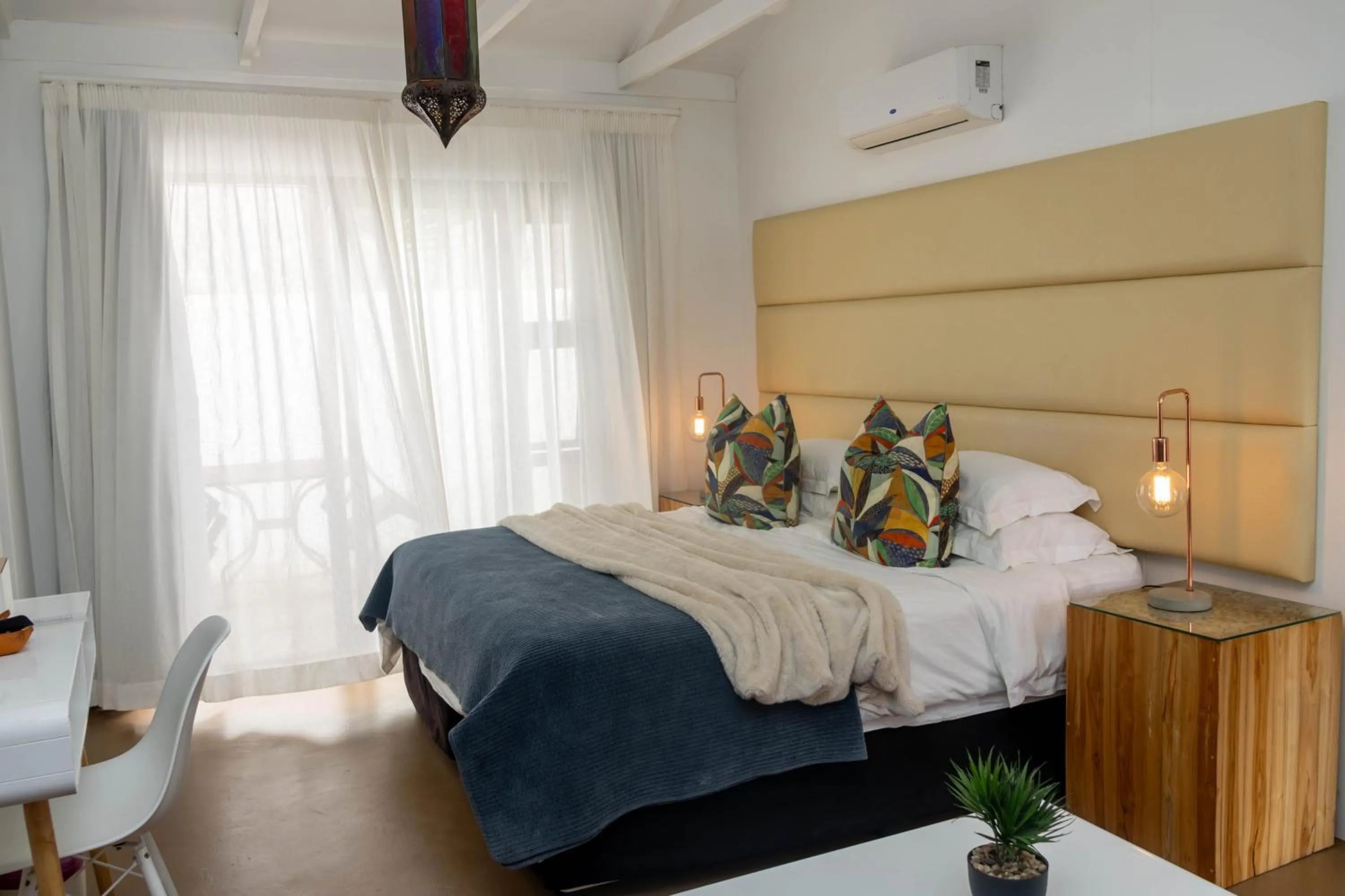 Bed in The Rez Guesthouse