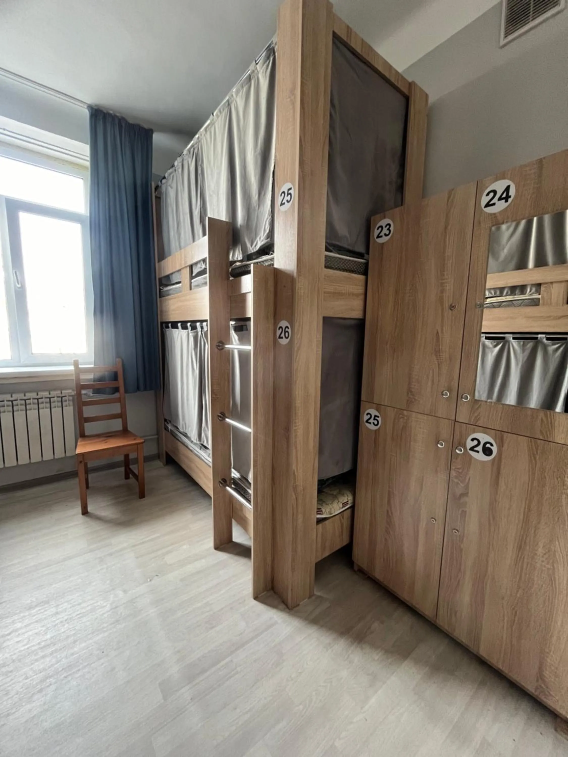 Bed in 6-Bed Dormitory Room in Hostel64