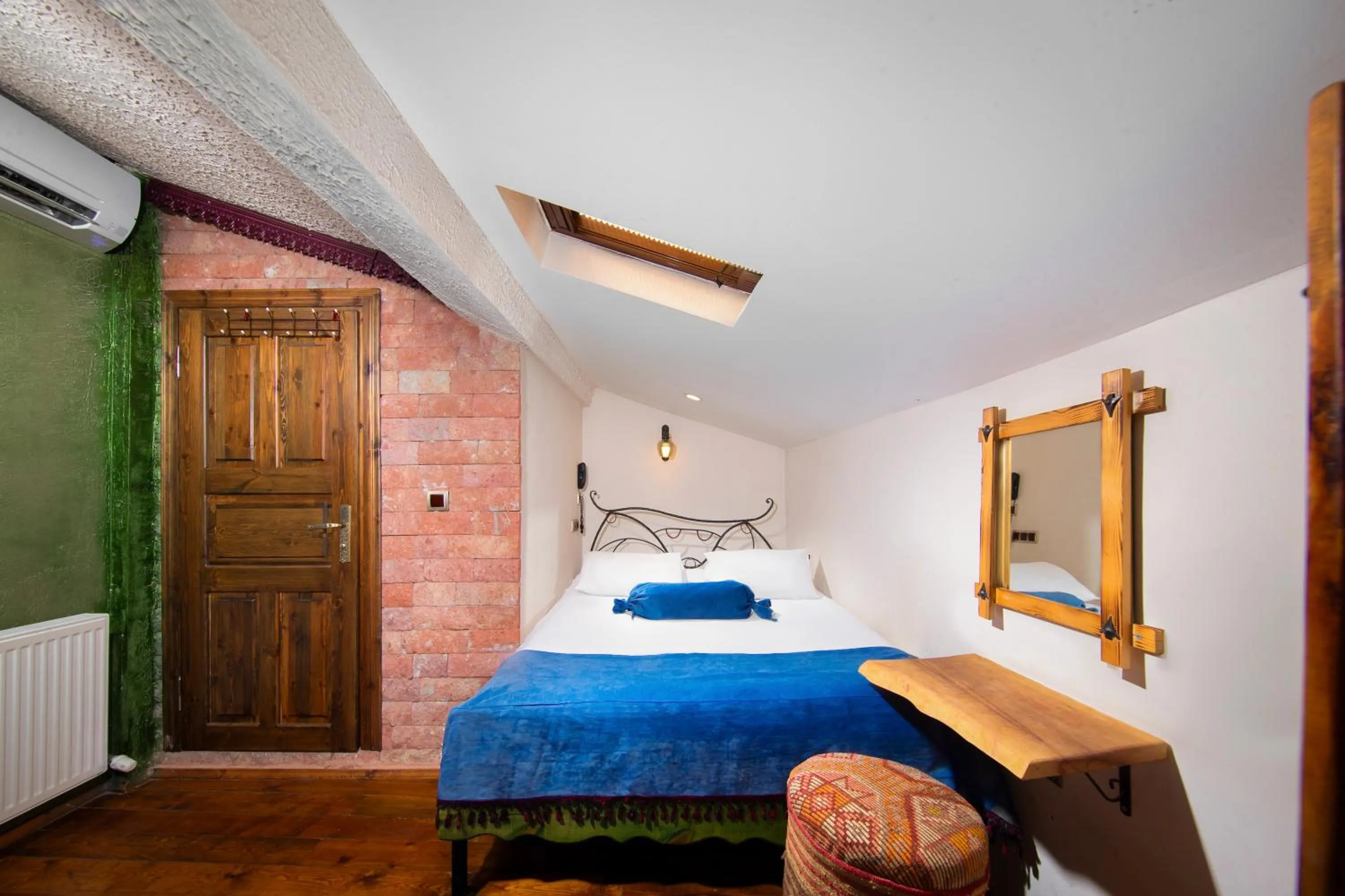 Photo of the whole room, Bed in Aja Cappadocia Cave Hotel