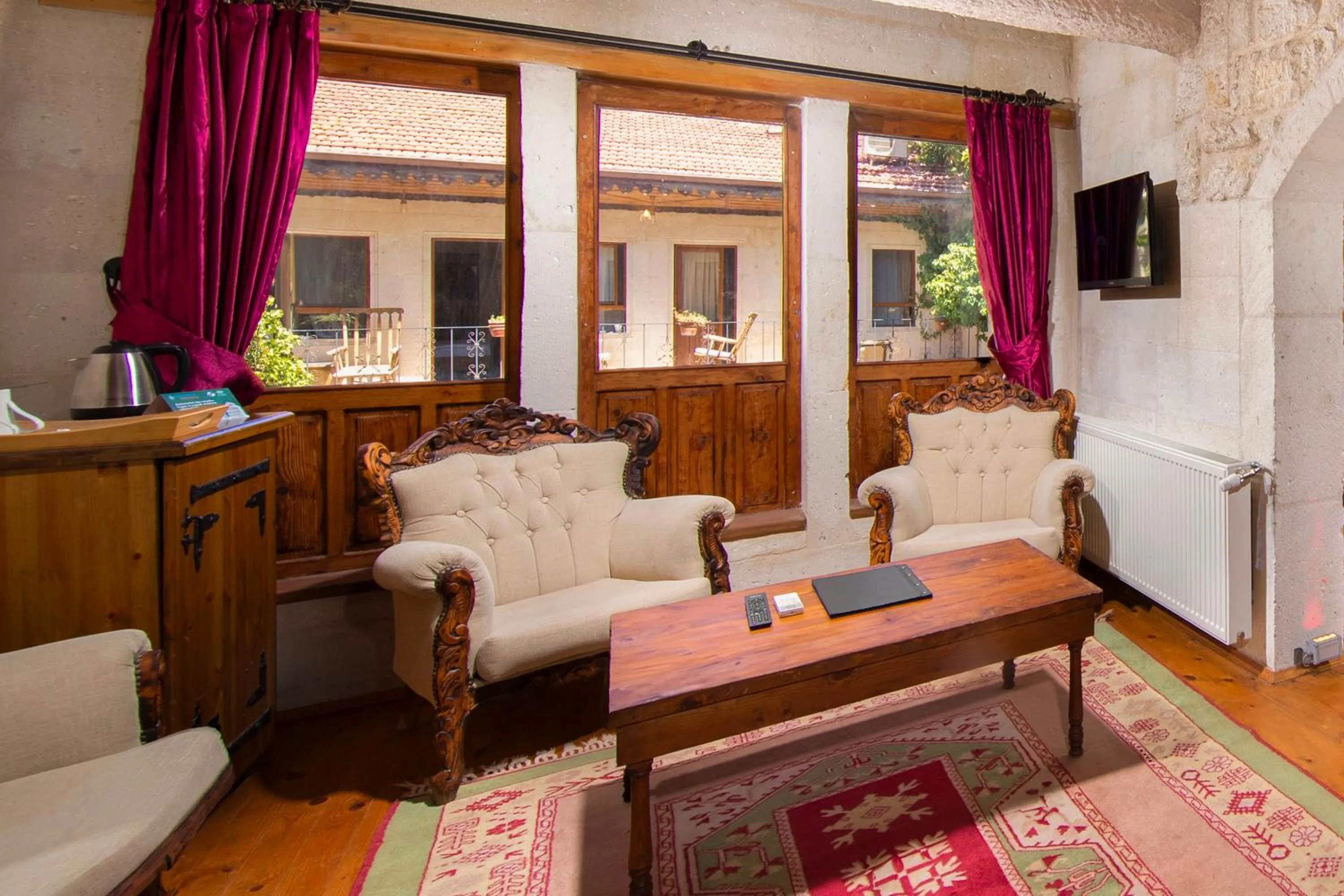 Living room in Aja Cappadocia Cave Hotel