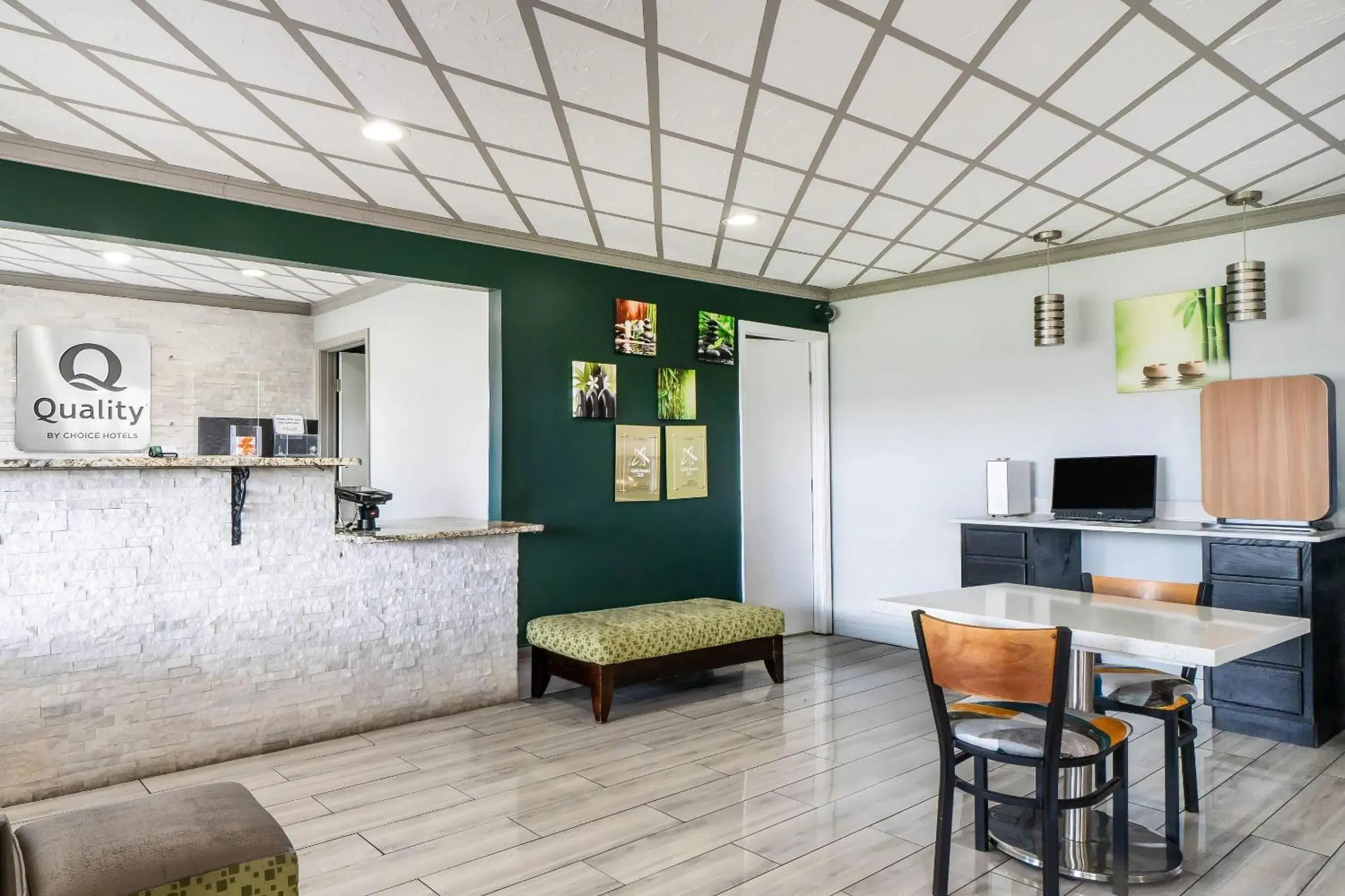 Lobby or reception in Quality Inn Forrest City I-40 Lobby or reception in Quality Inn Forrest City I-40