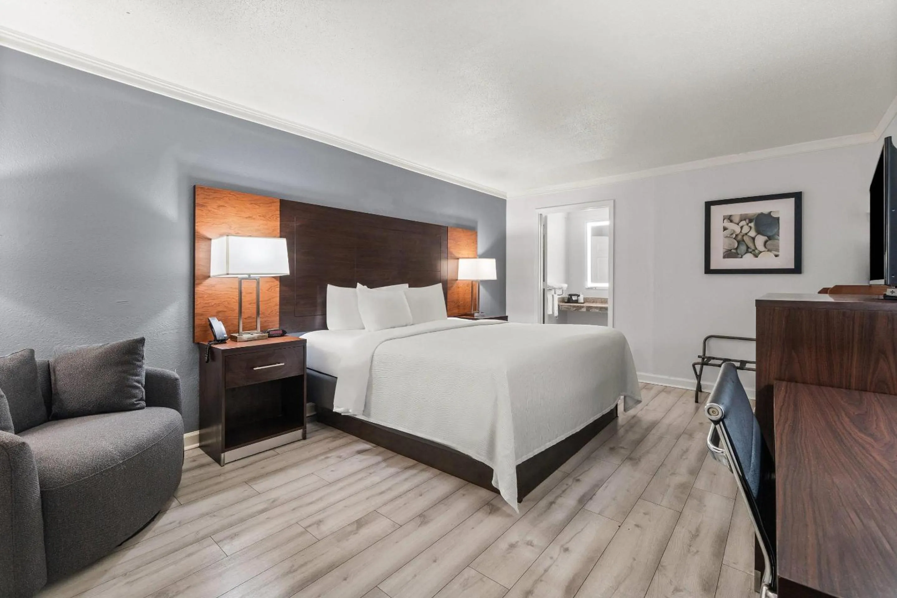 Bedroom, Bed in Quality Inn Forrest City I-40