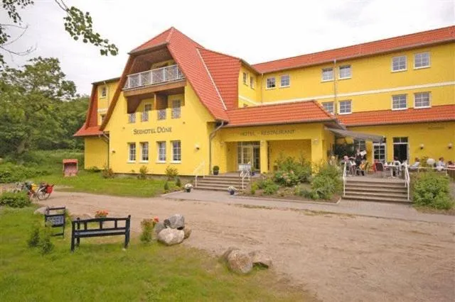 Facade/entrance in Seehotel Düne