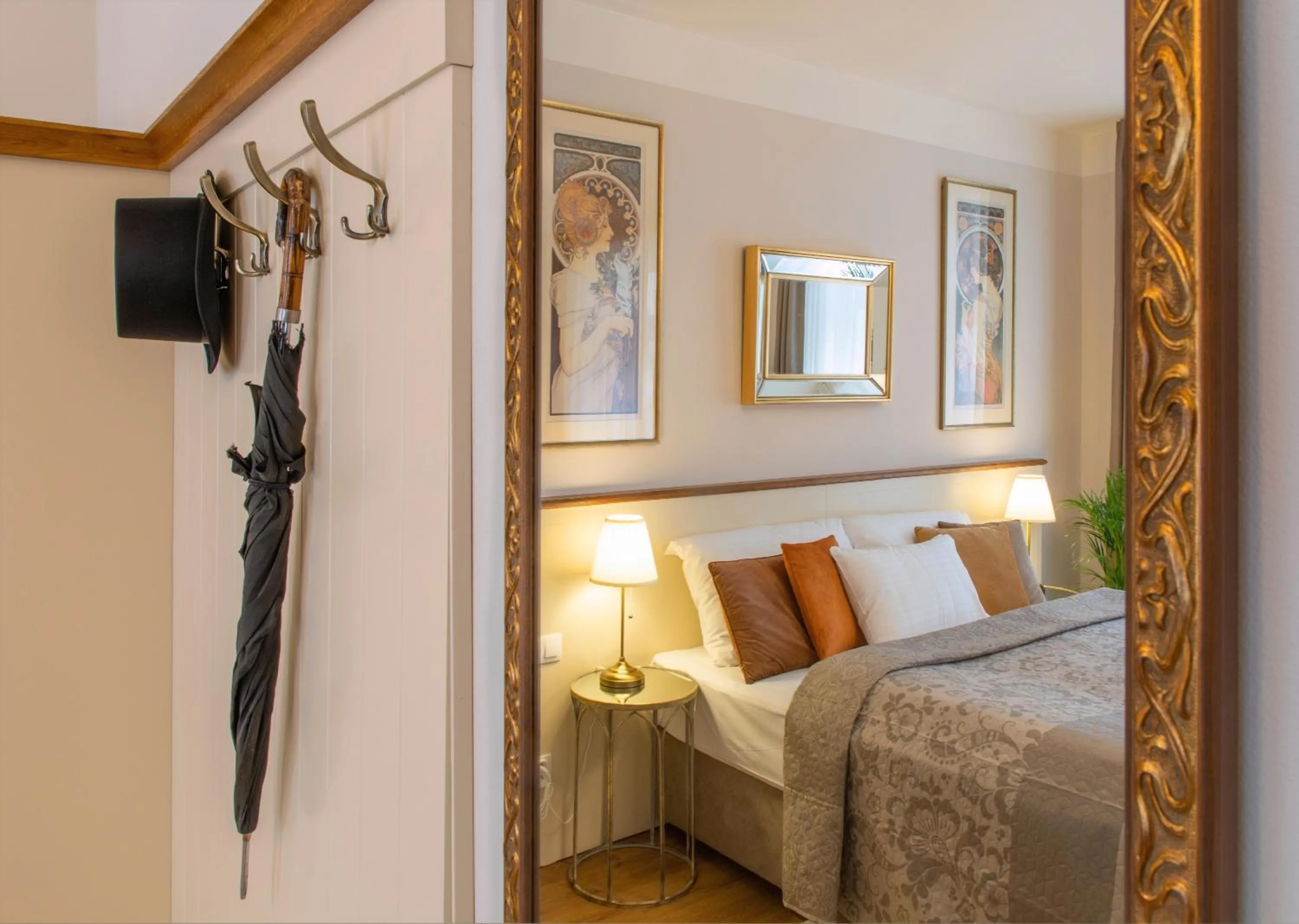 Decorative detail, Bed in SeNo6 Apartments