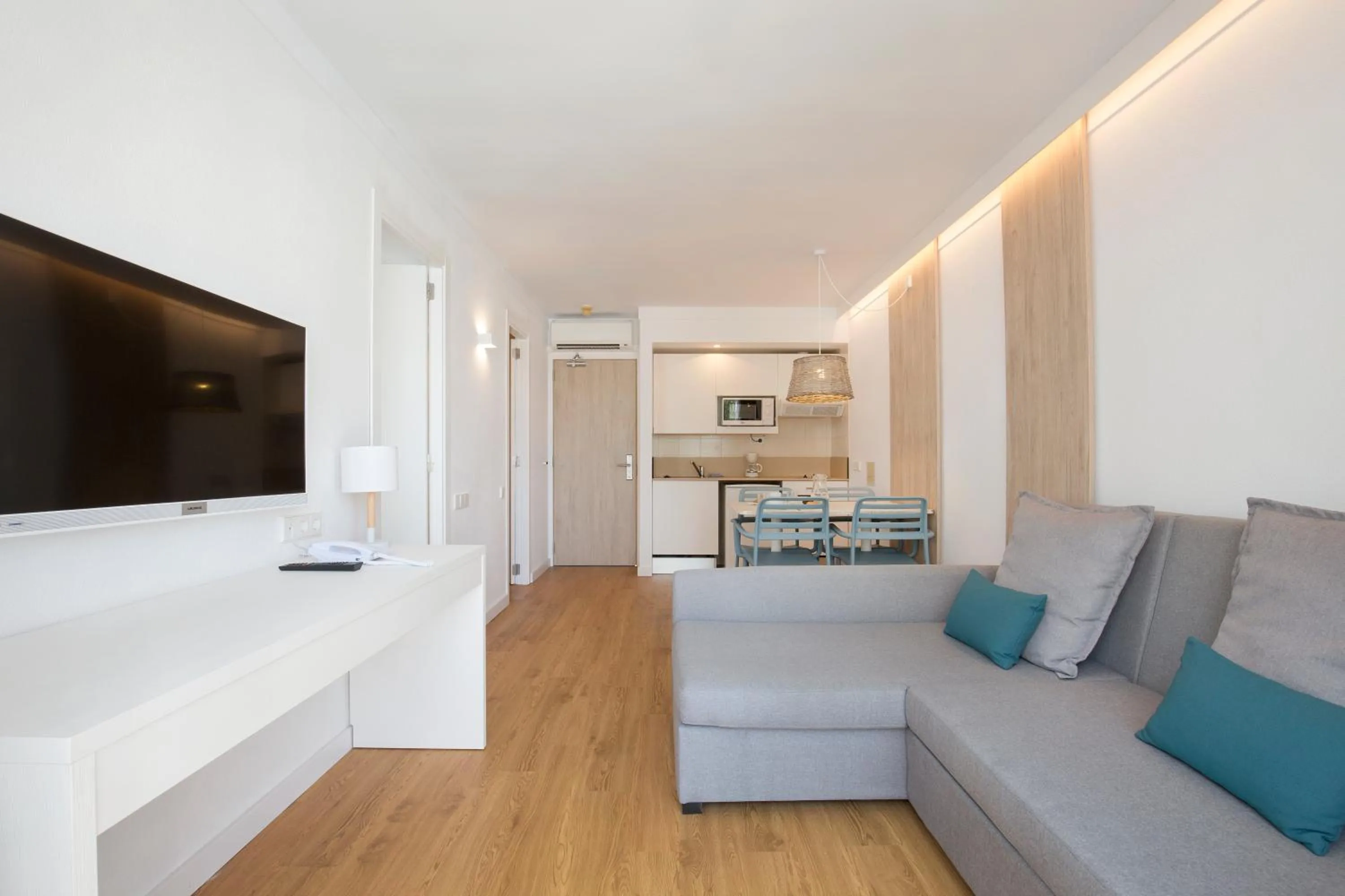 Living room in Cabot Hobby Club Apartments