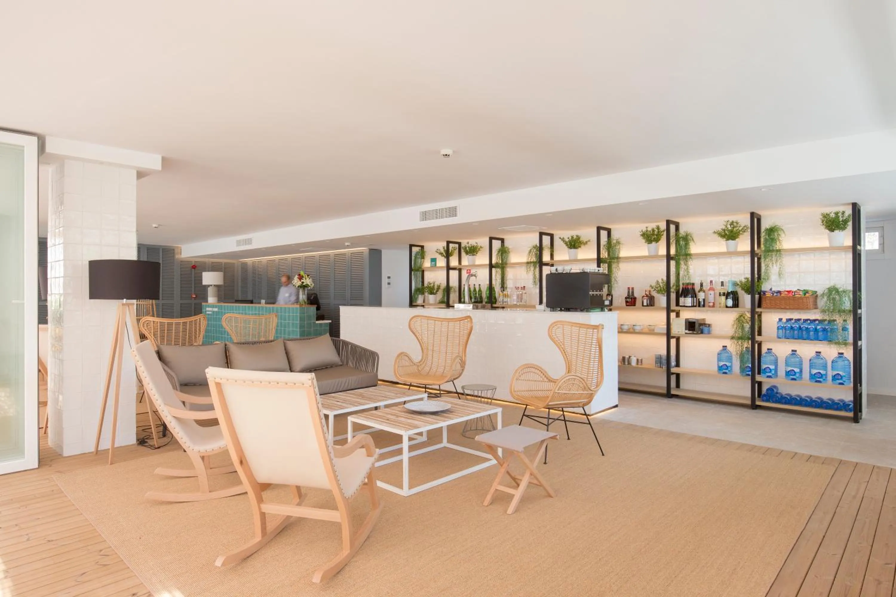 Lounge or bar in Cabot Hobby Club Apartments