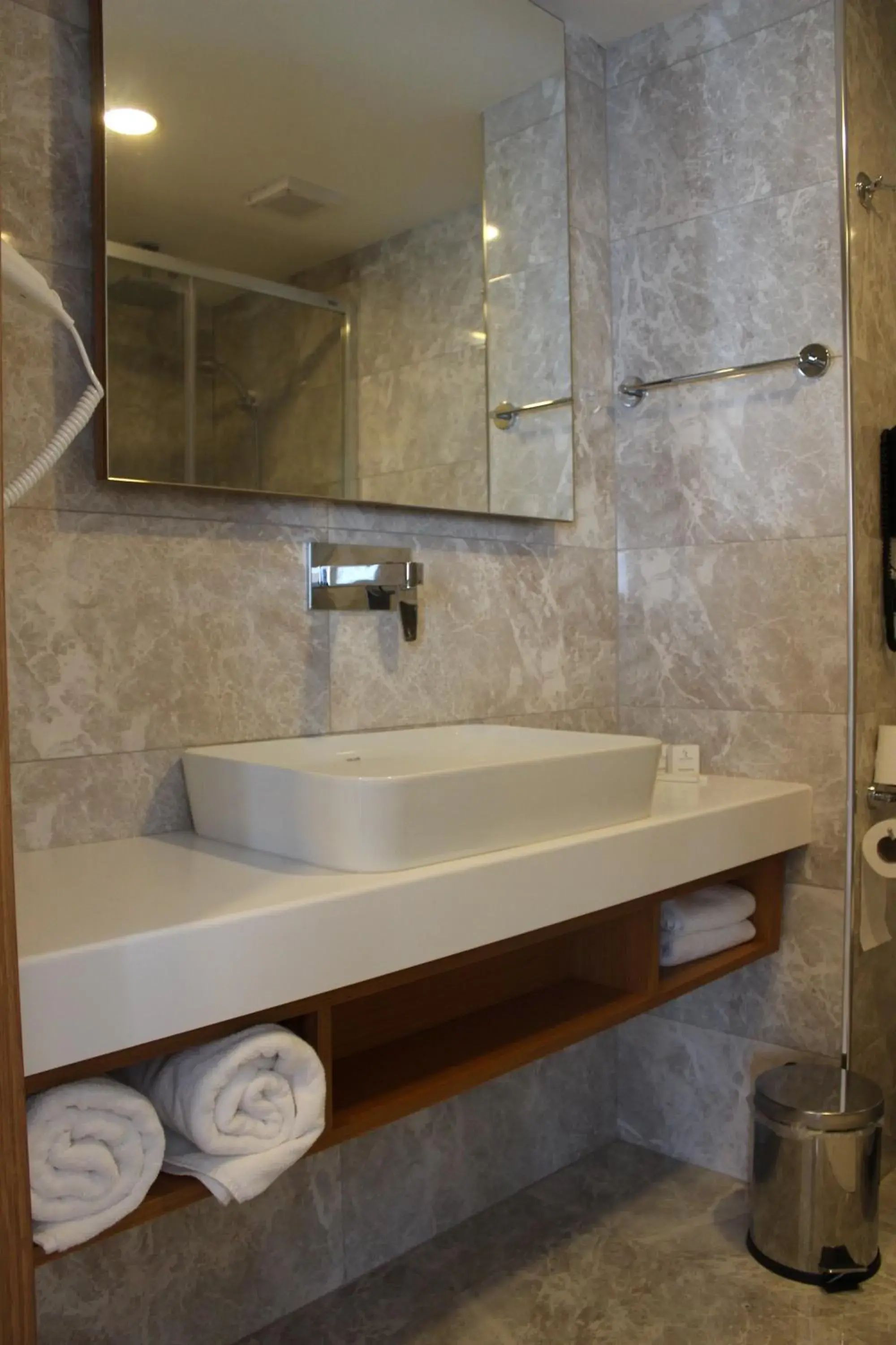 Bathroom in Ramada By Wyndham Giresun Piraziz Bathroom in Ramada By Wyndham Giresun Piraziz
