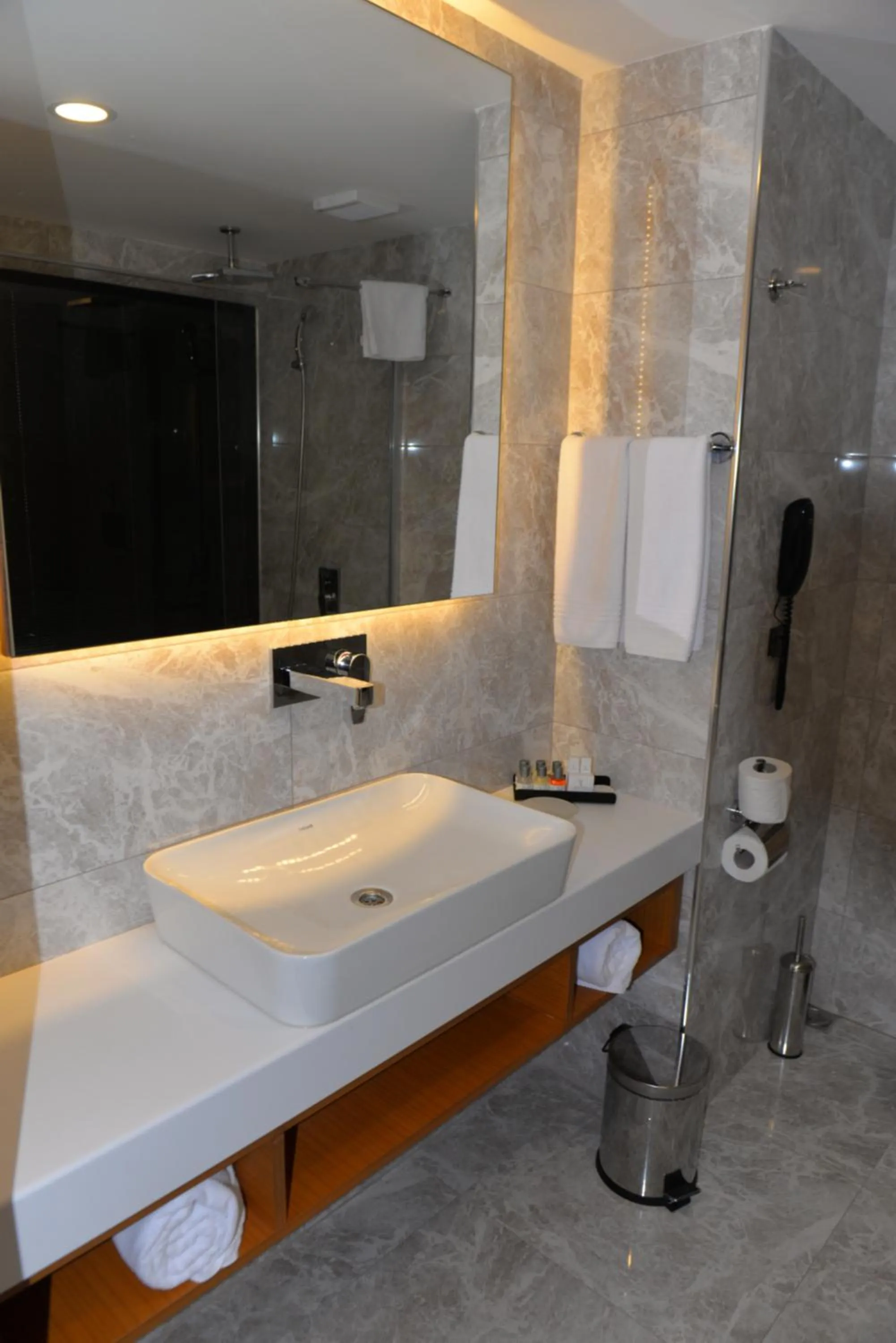 Shower in Ramada By Wyndham Giresun Piraziz