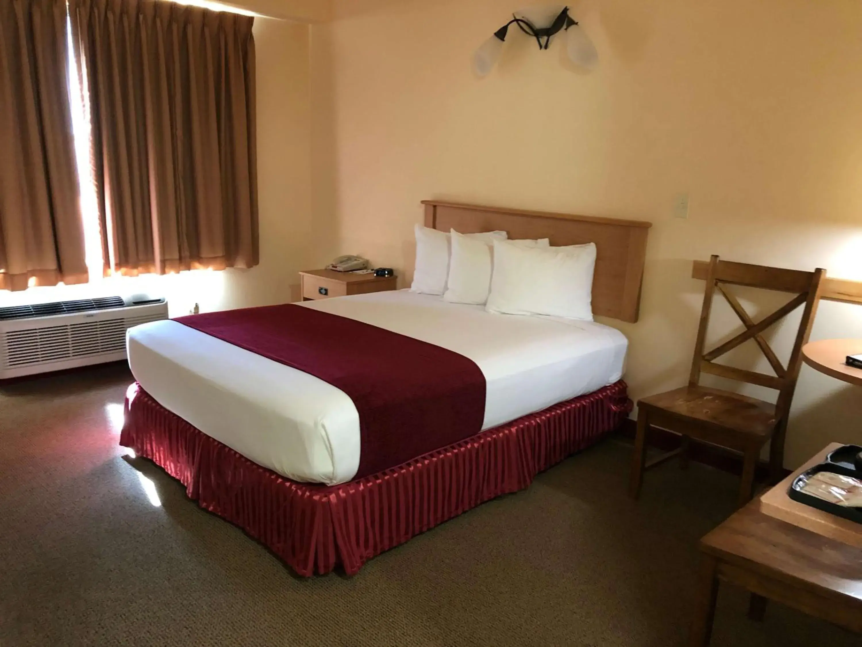 Bed in Travelodge by Wyndham Deadwood Bed in Travelodge by Wyndham Deadwood