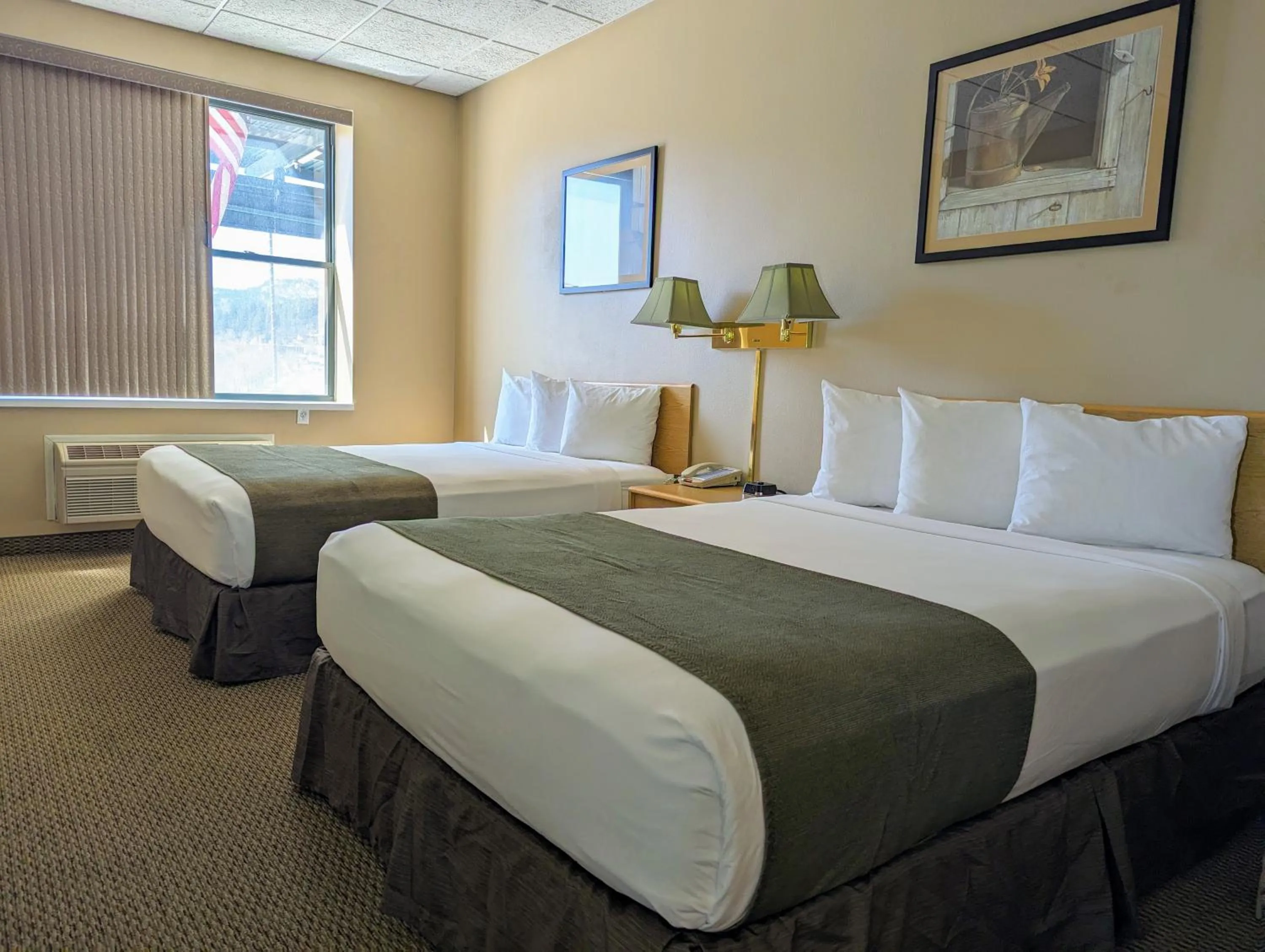 Bed in Travelodge by Wyndham Deadwood