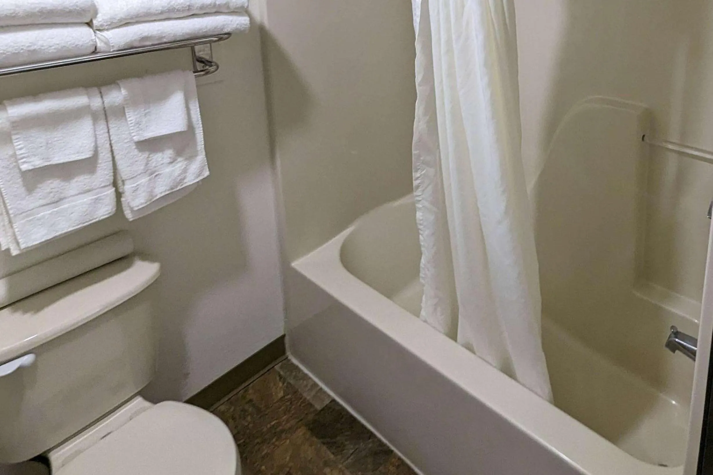 Photo of the whole room in Travelodge by Wyndham Deadwood