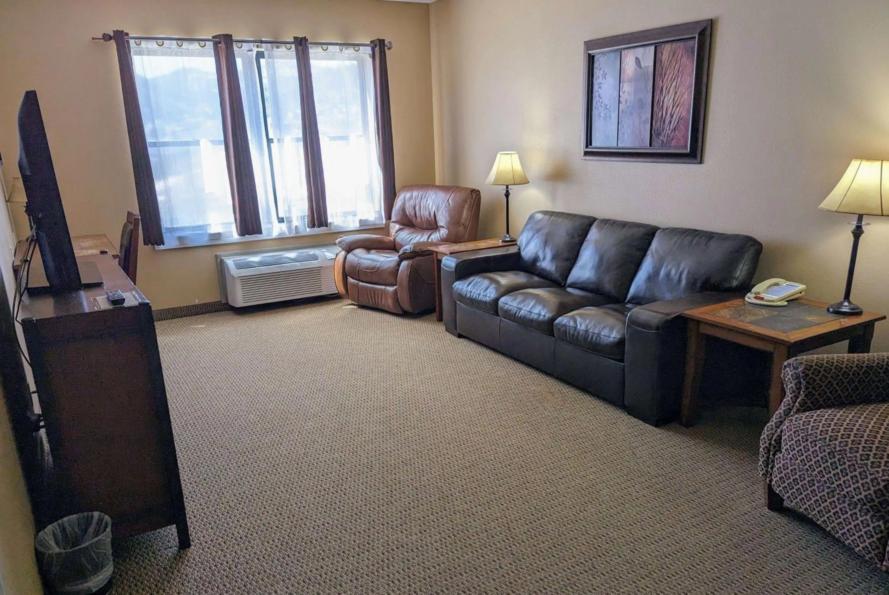 Photo of the whole room in Travelodge by Wyndham Deadwood