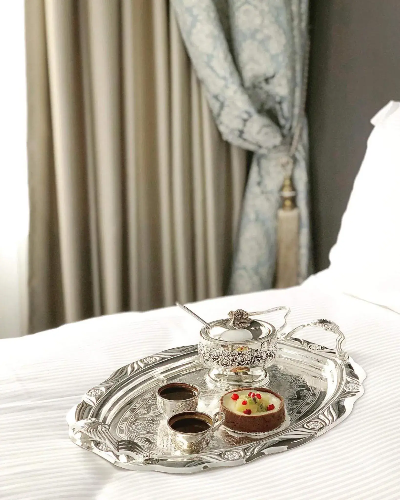 Coffee/tea facilities, Bed in London Boutique Hotel Coffee/tea facilities, Bed in London Boutique Hotel