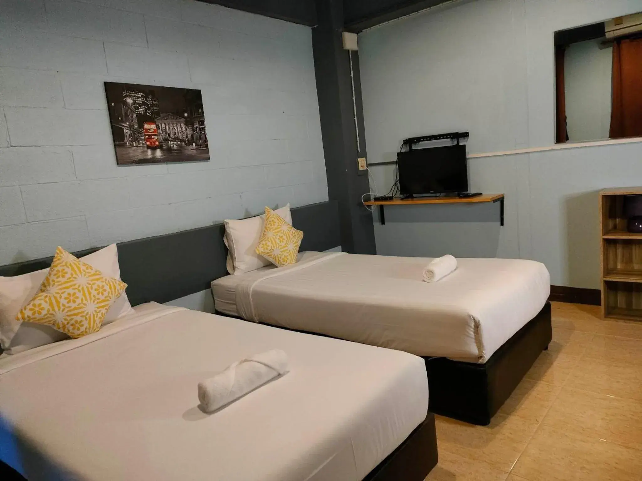 Standard Twin Room in M Place Standard Twin Room in M Place