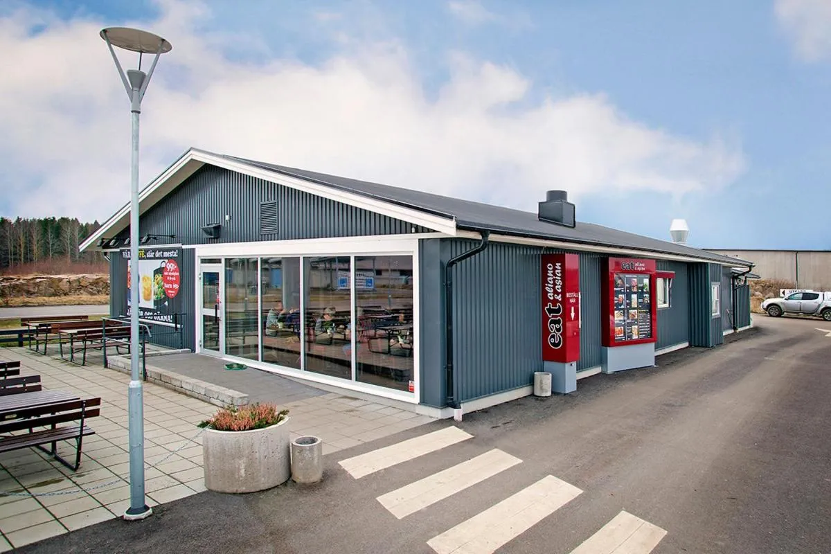 Restaurant/places to eat in Drive-in Motell