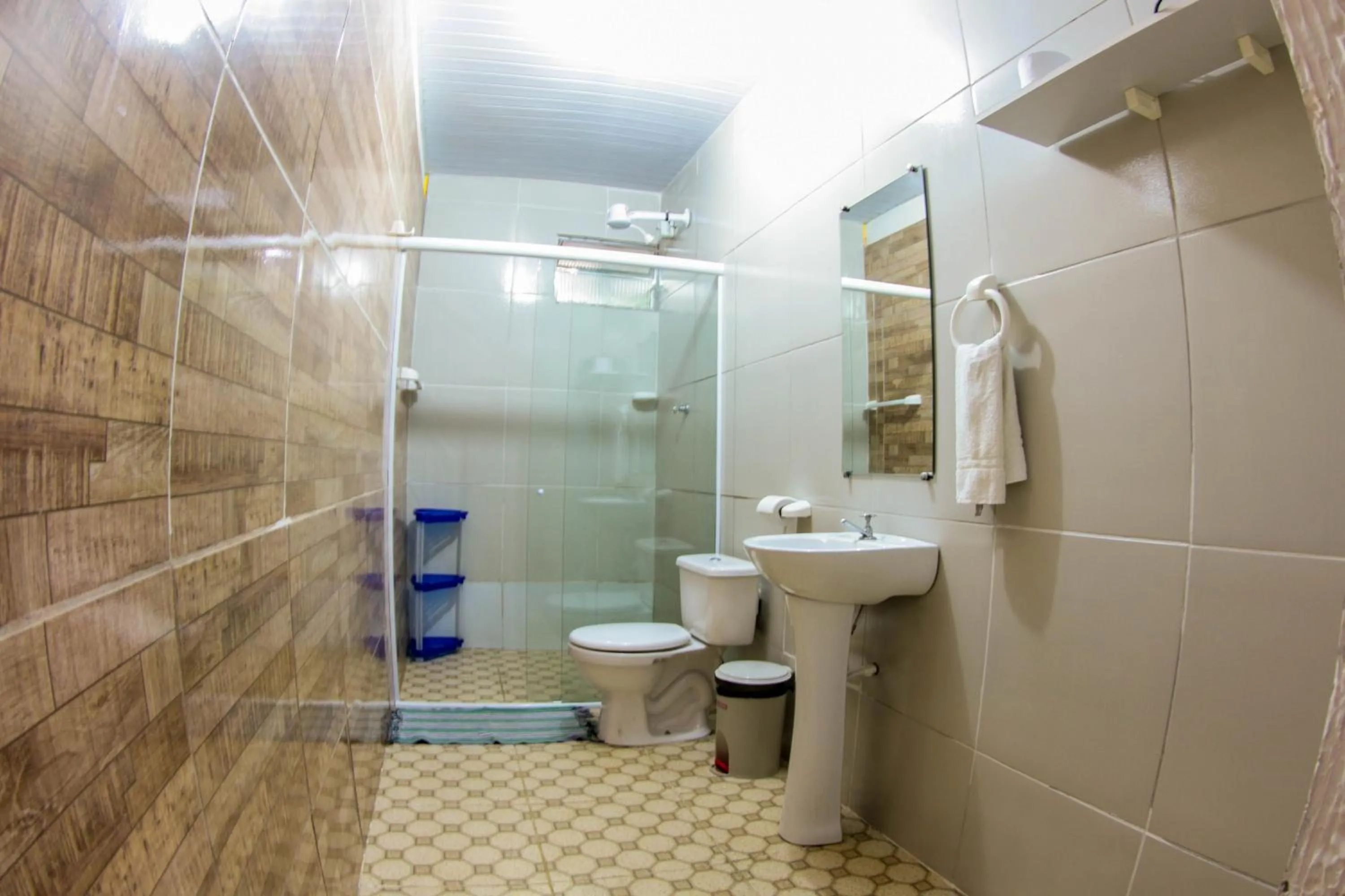 Bathroom in Pousada Leão Marinho