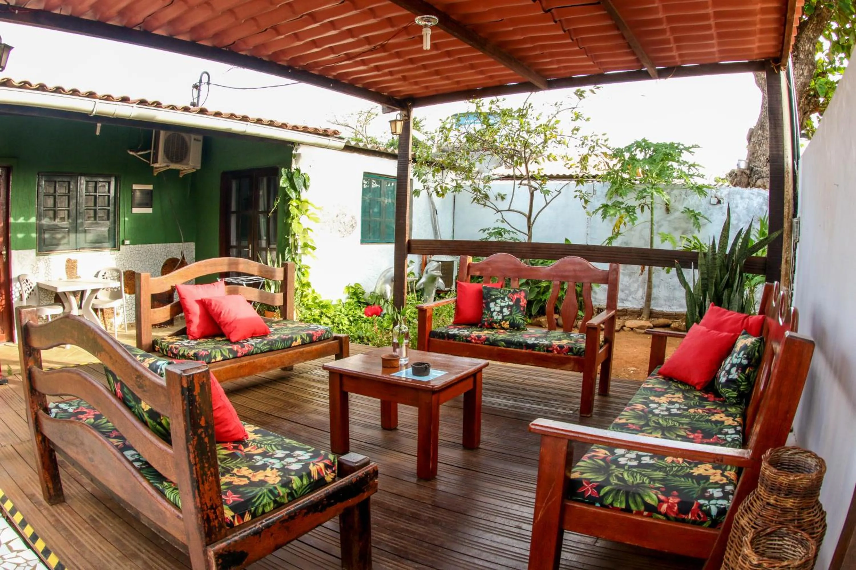 Seating area in Pousada Leão Marinho