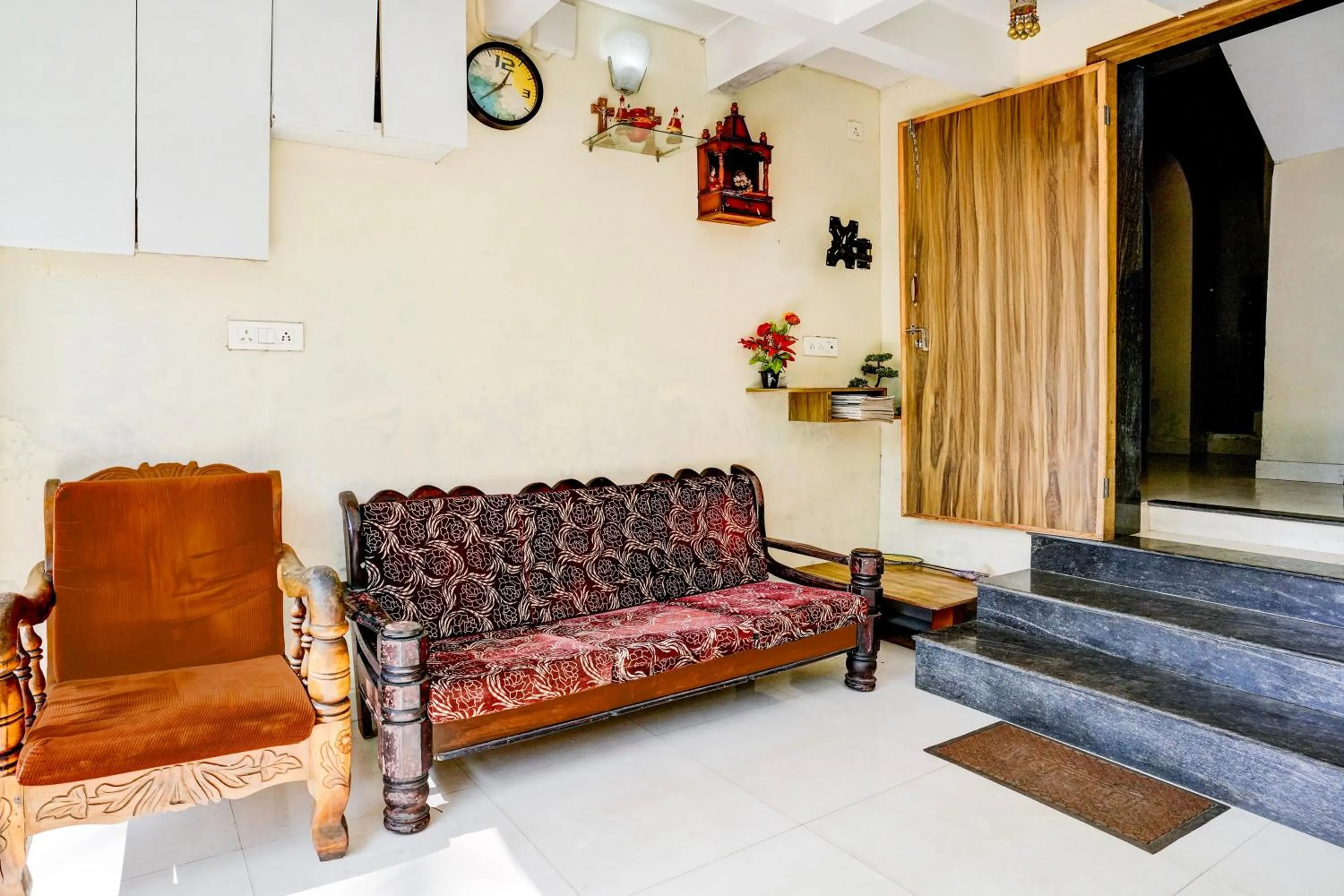 Lobby or reception in Hotel O Benaulim Beach Goa