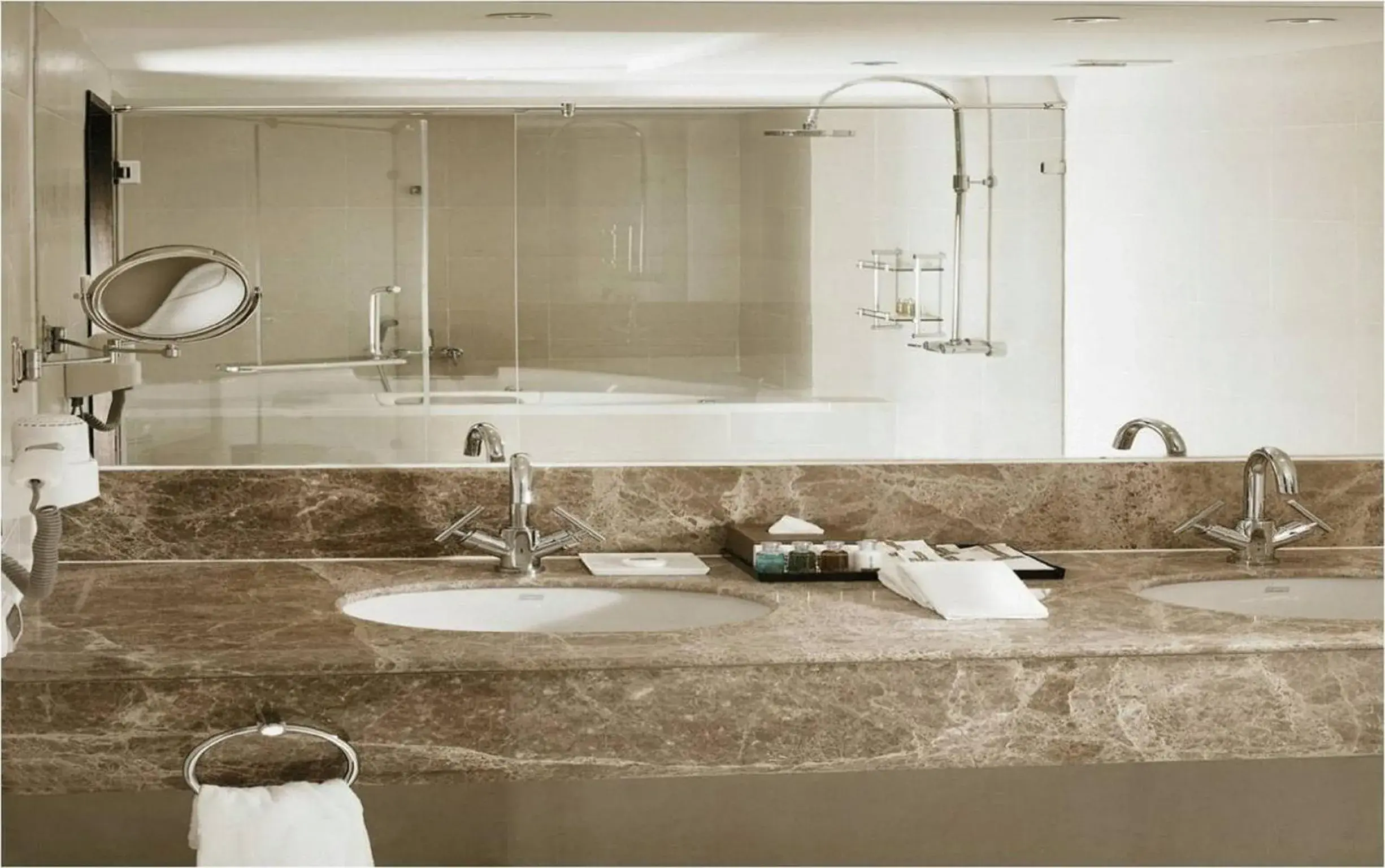 Bathroom in S15 Sukhumvit Hotel Bathroom in S15 Sukhumvit Hotel