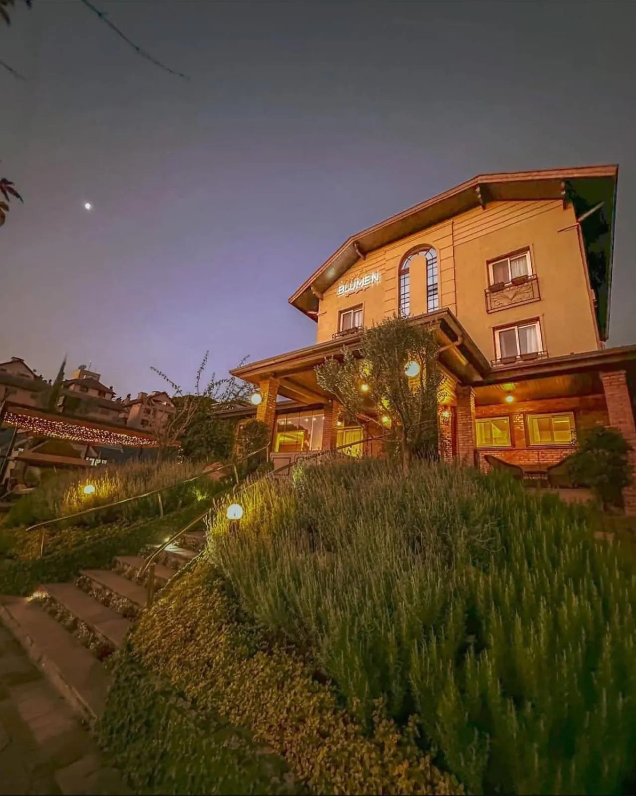 Property building in Blumen Hotel Boutique