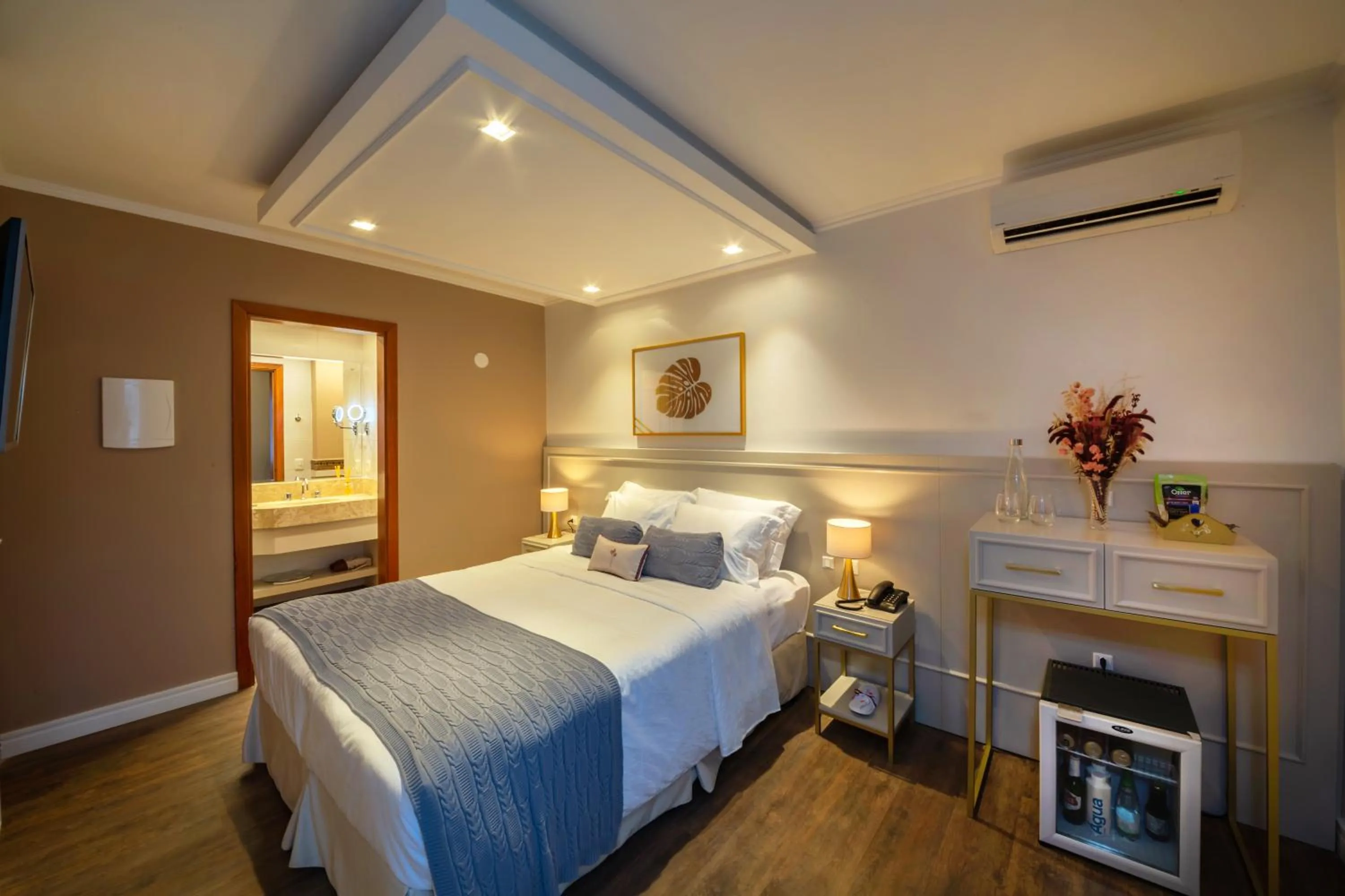 Bedroom, Bed in Blumen Hotel Boutique