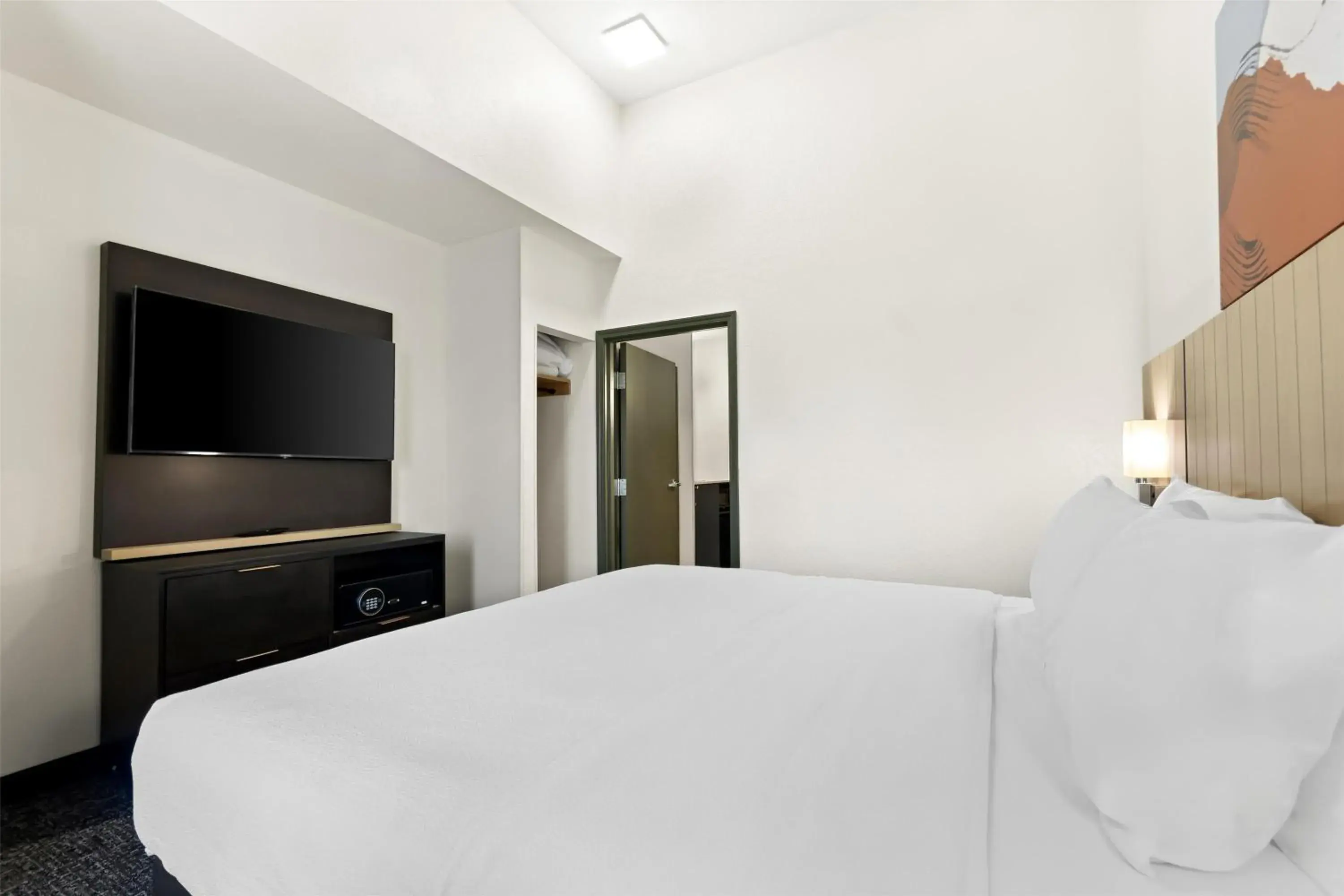 Bed in Spark by Hilton Panama City Beach Bed in Spark by Hilton Panama City Beach