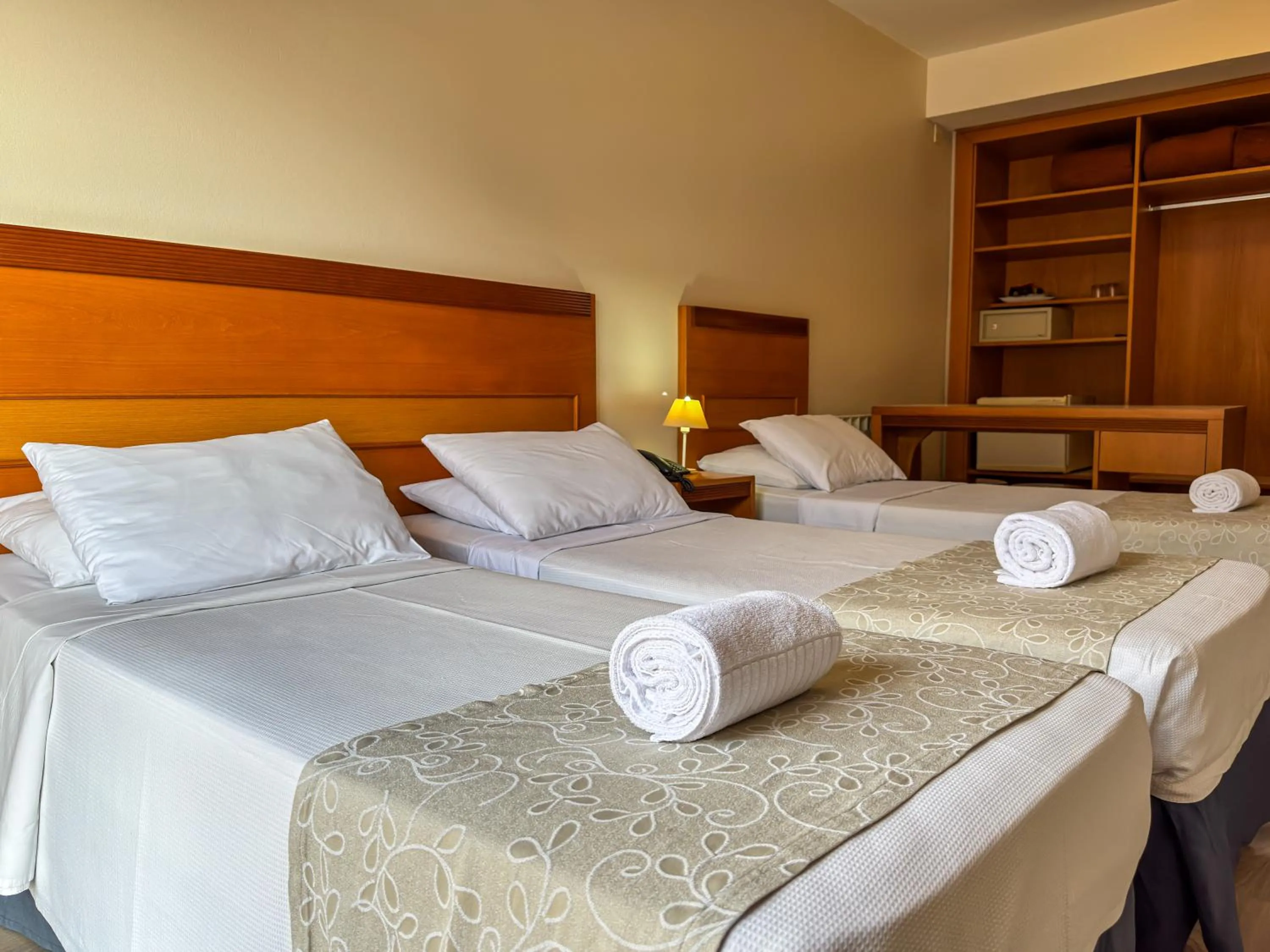 Bed in Hotel Tissiani Canela