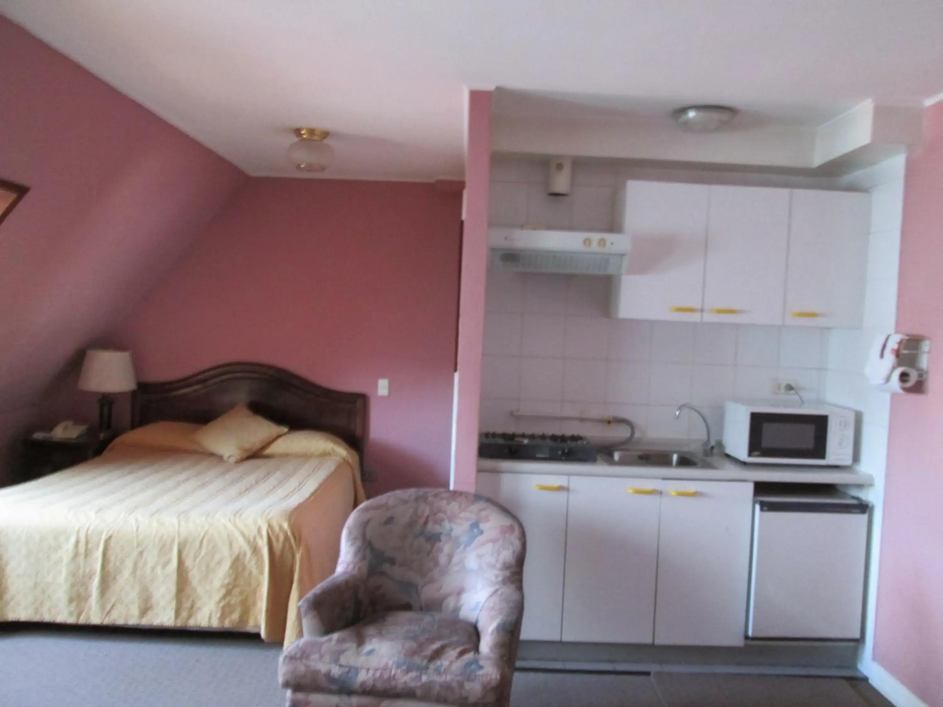 Single Room in Hotel Apart Colón Single Room in Hotel Apart Colón