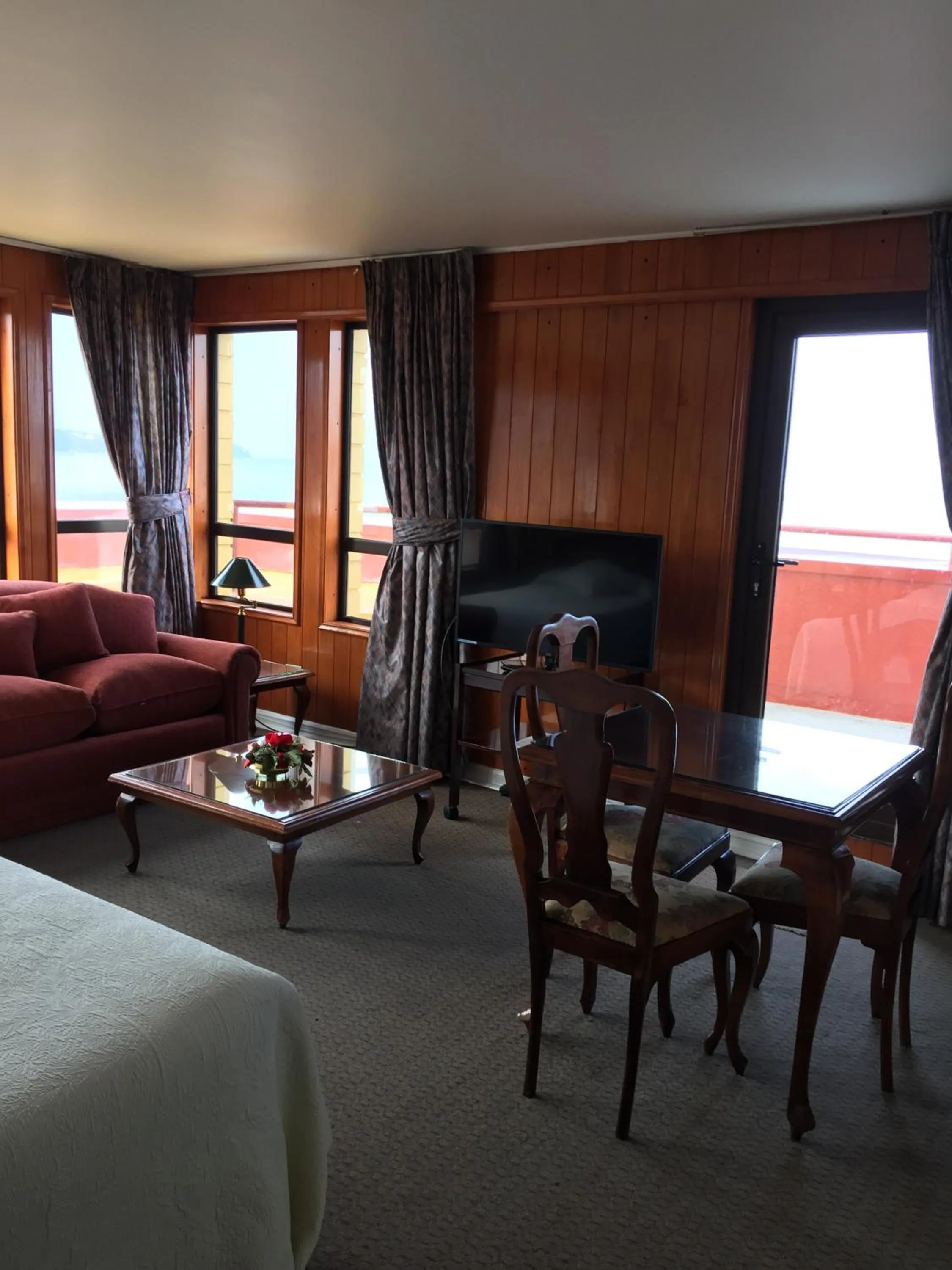 Photo of the whole room in Hotel Apart Colón