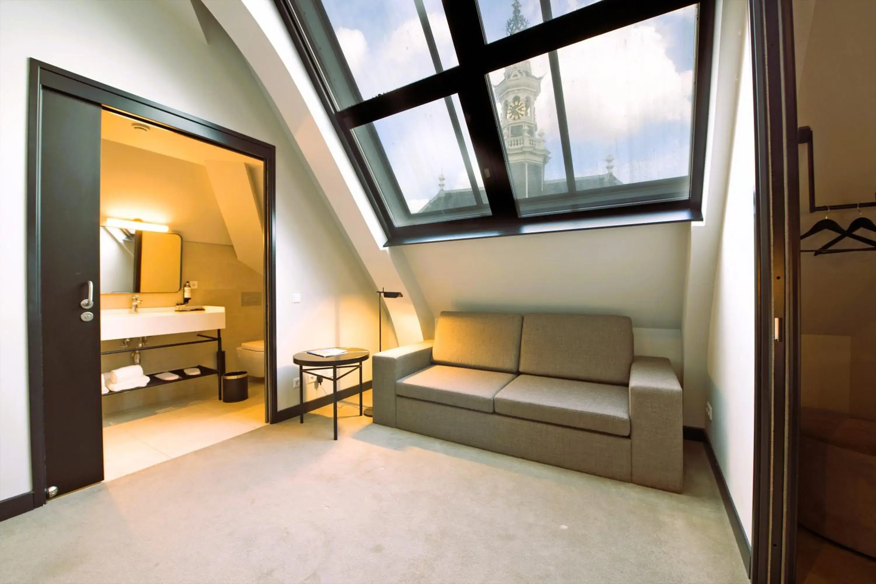 View (from property/room), Bed in Pestana Amsterdam Riverside View (from property/room), Bed in Pestana Amsterdam Riverside