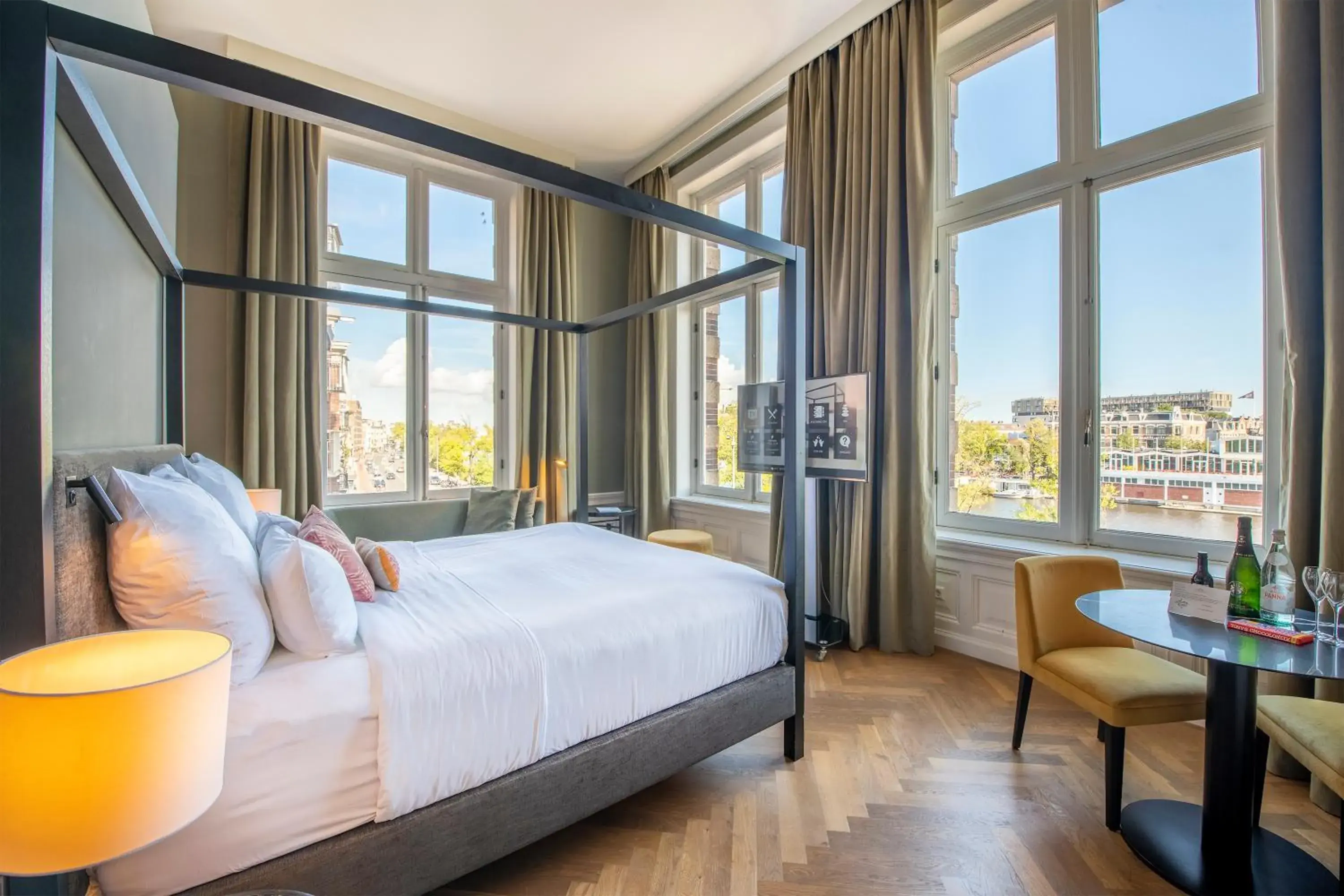 Bed in Pestana Amsterdam Riverside Bed in Pestana Amsterdam Riverside