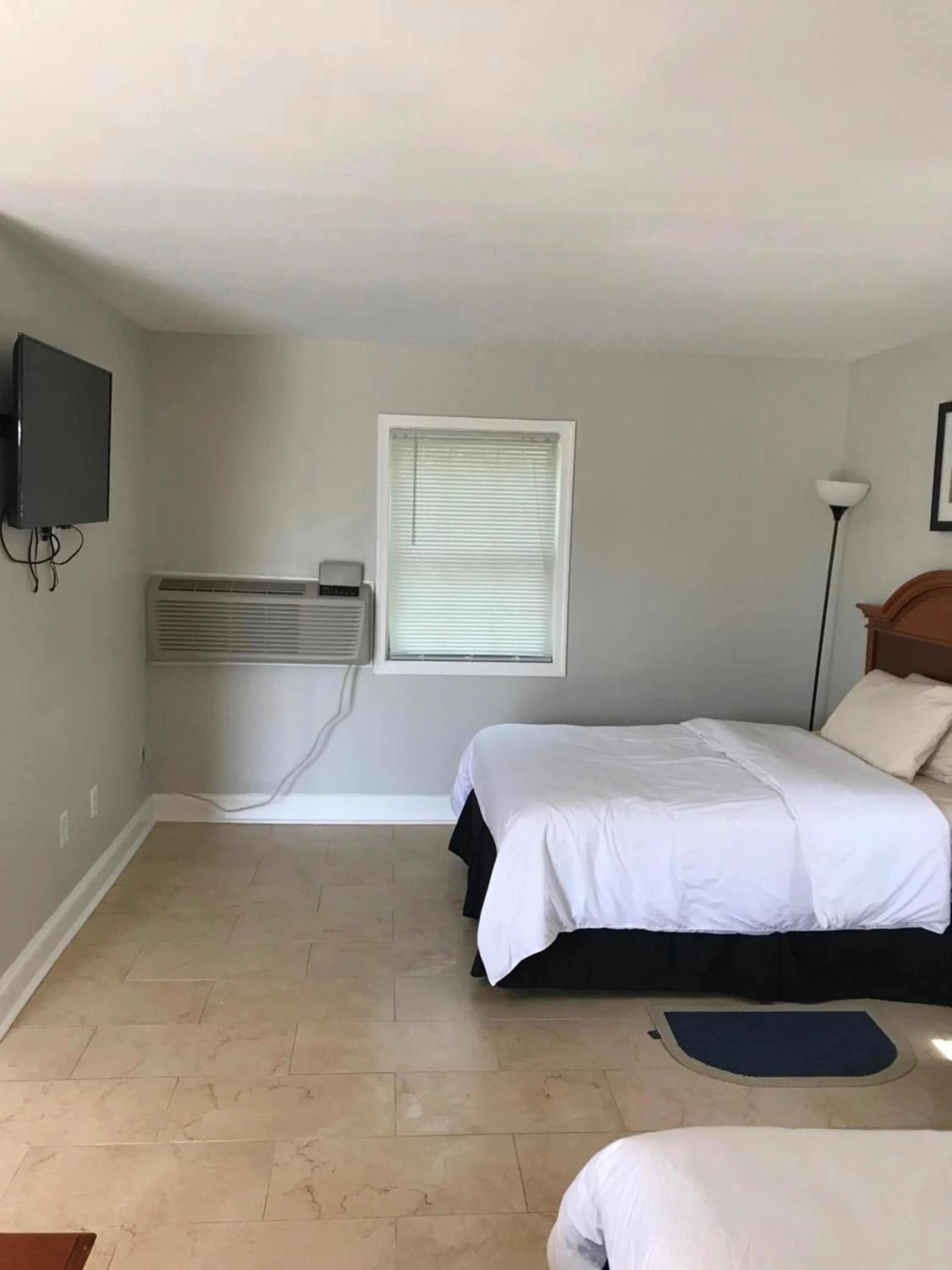 Red Carpet Inn, Alexandria