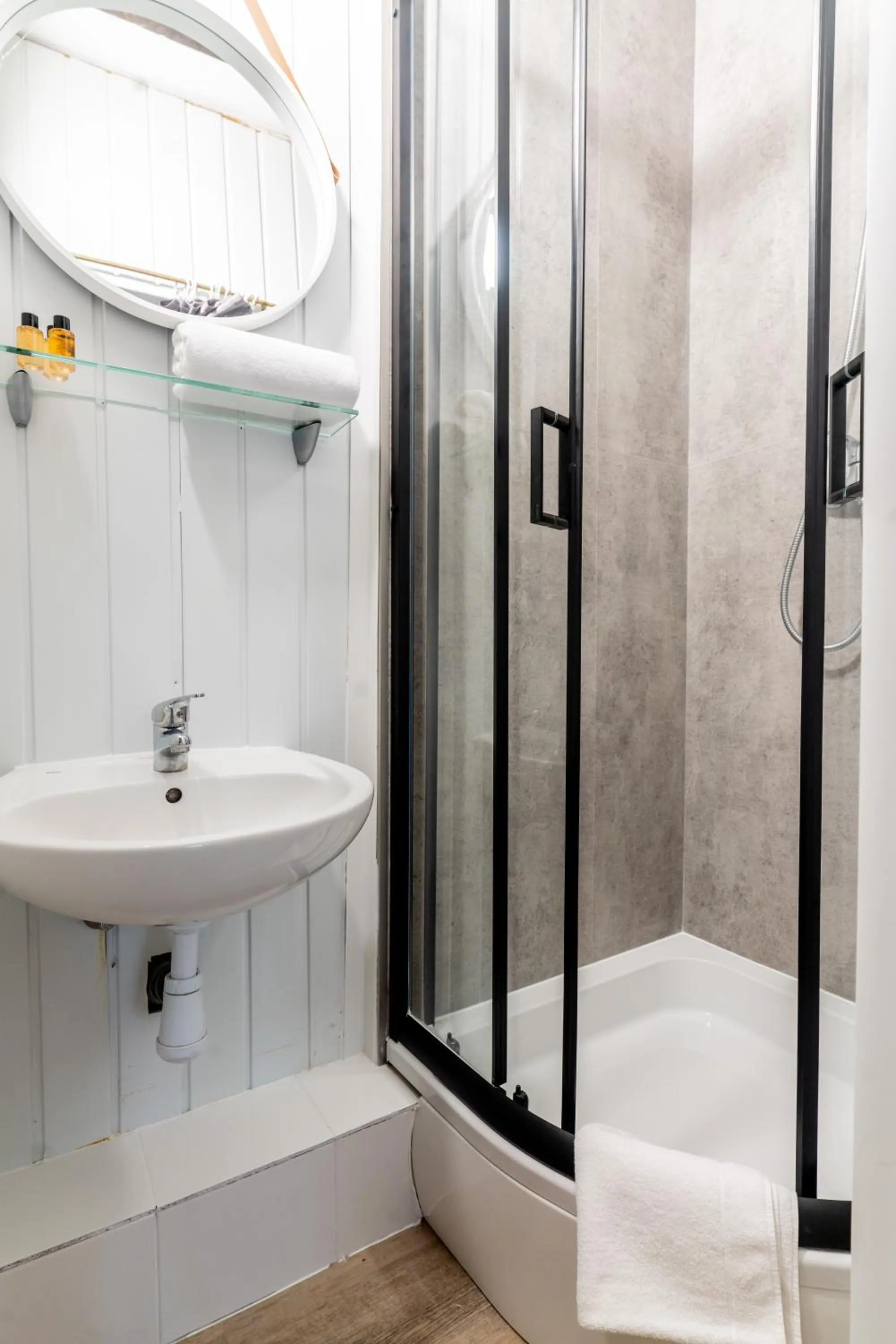 Shower in Hotel Ukiel Wellness & SPA