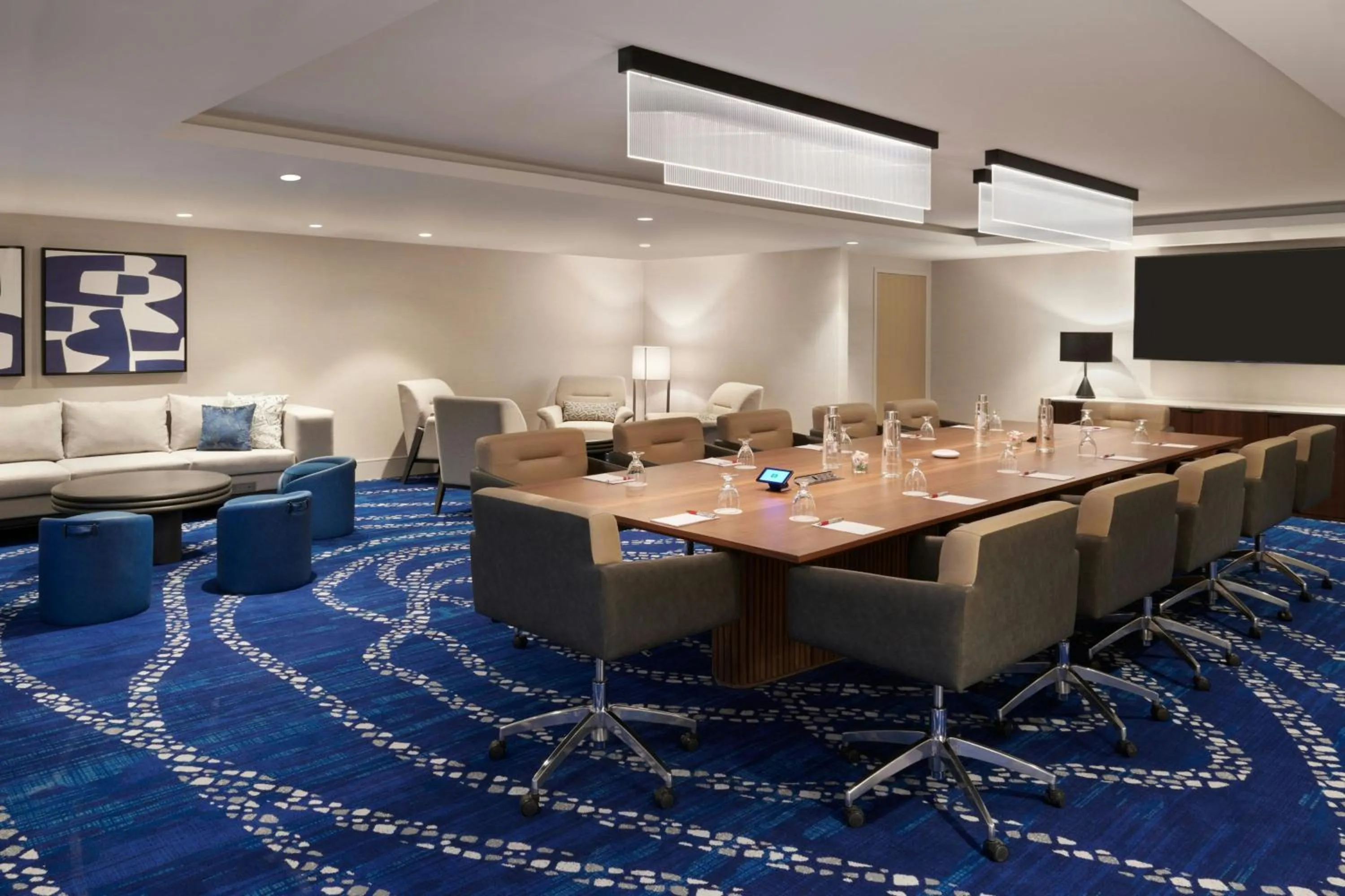 Meeting/conference room in Kingston Market Square Hotel