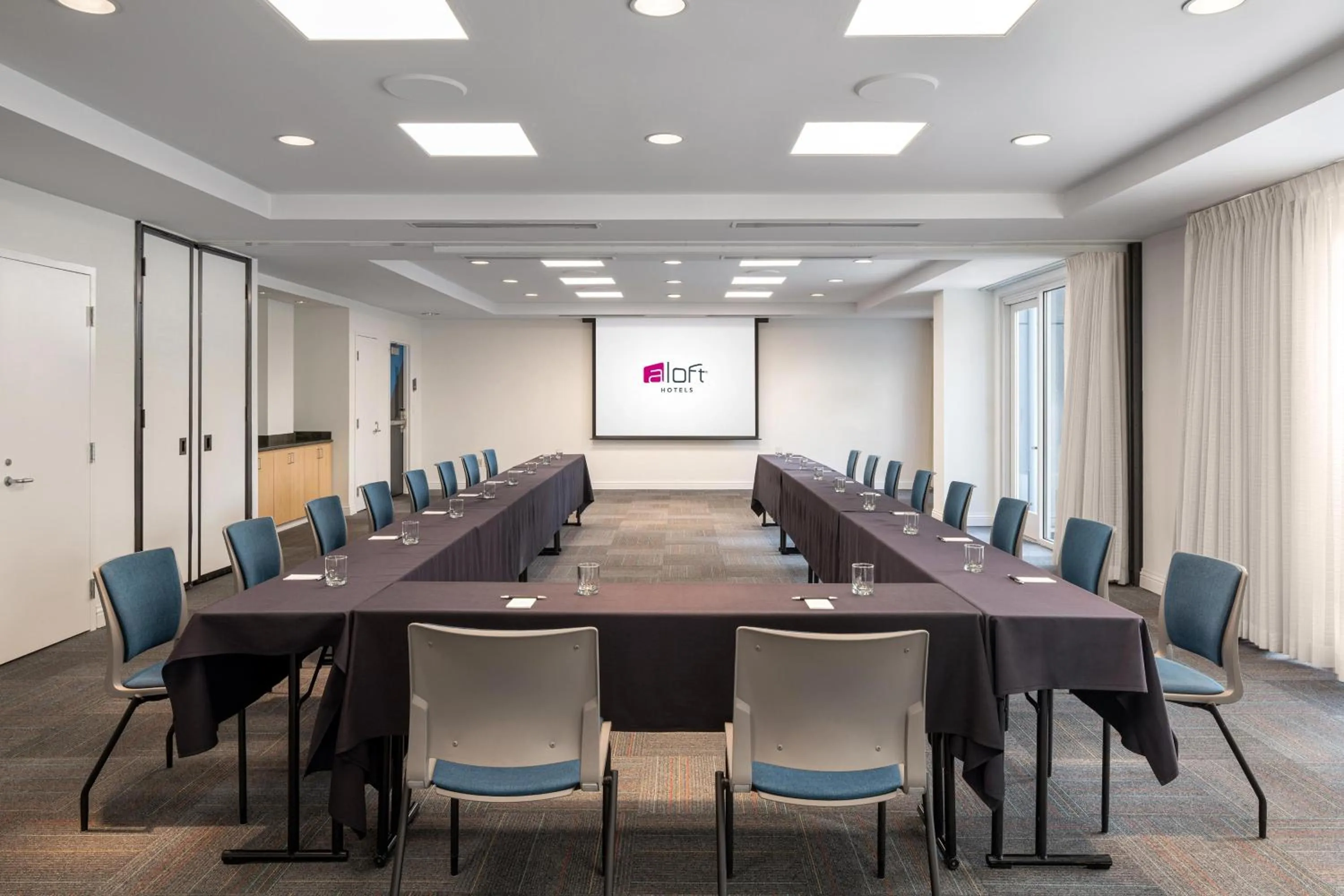 Meeting/conference room in Aloft Mountain View