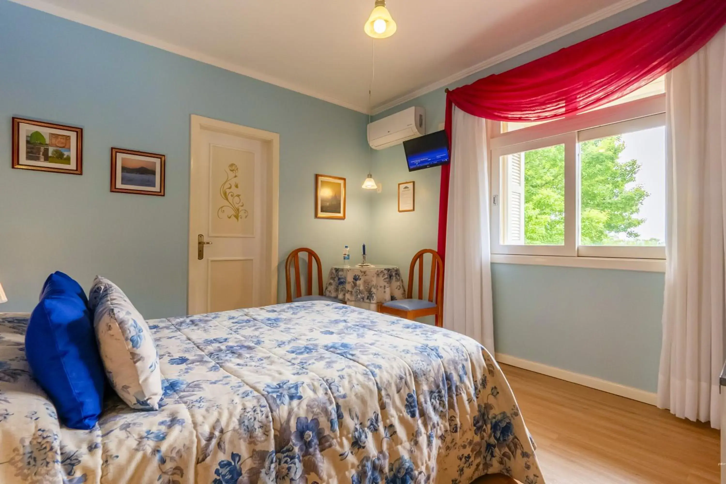 Deluxe Double or Twin Room - single occupancy in Hotel Pousada da Neve Deluxe Double or Twin Room - single occupancy in Hotel Pousada da Neve