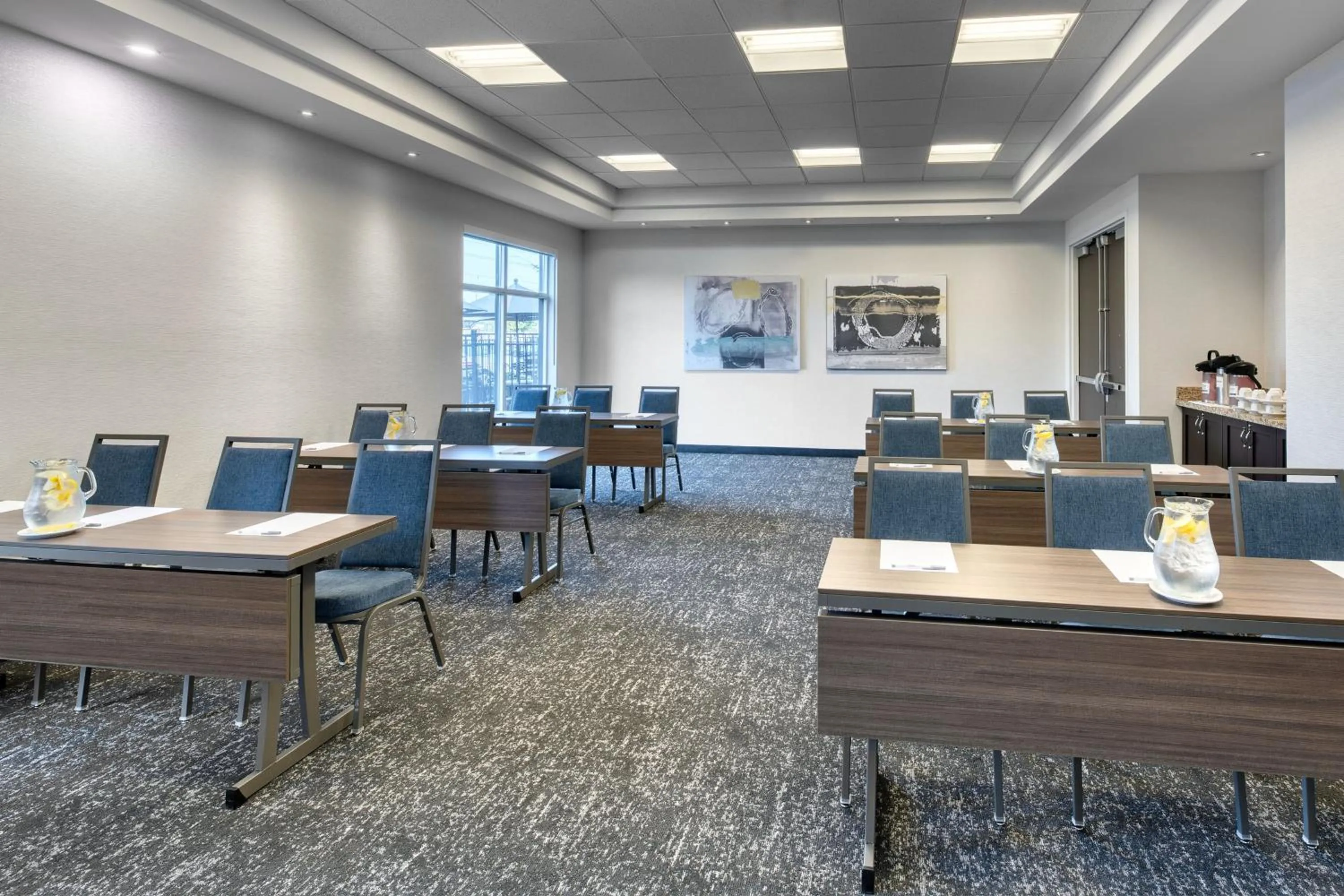 Meeting/conference room in TownePlace Suites by Marriott Sudbury
