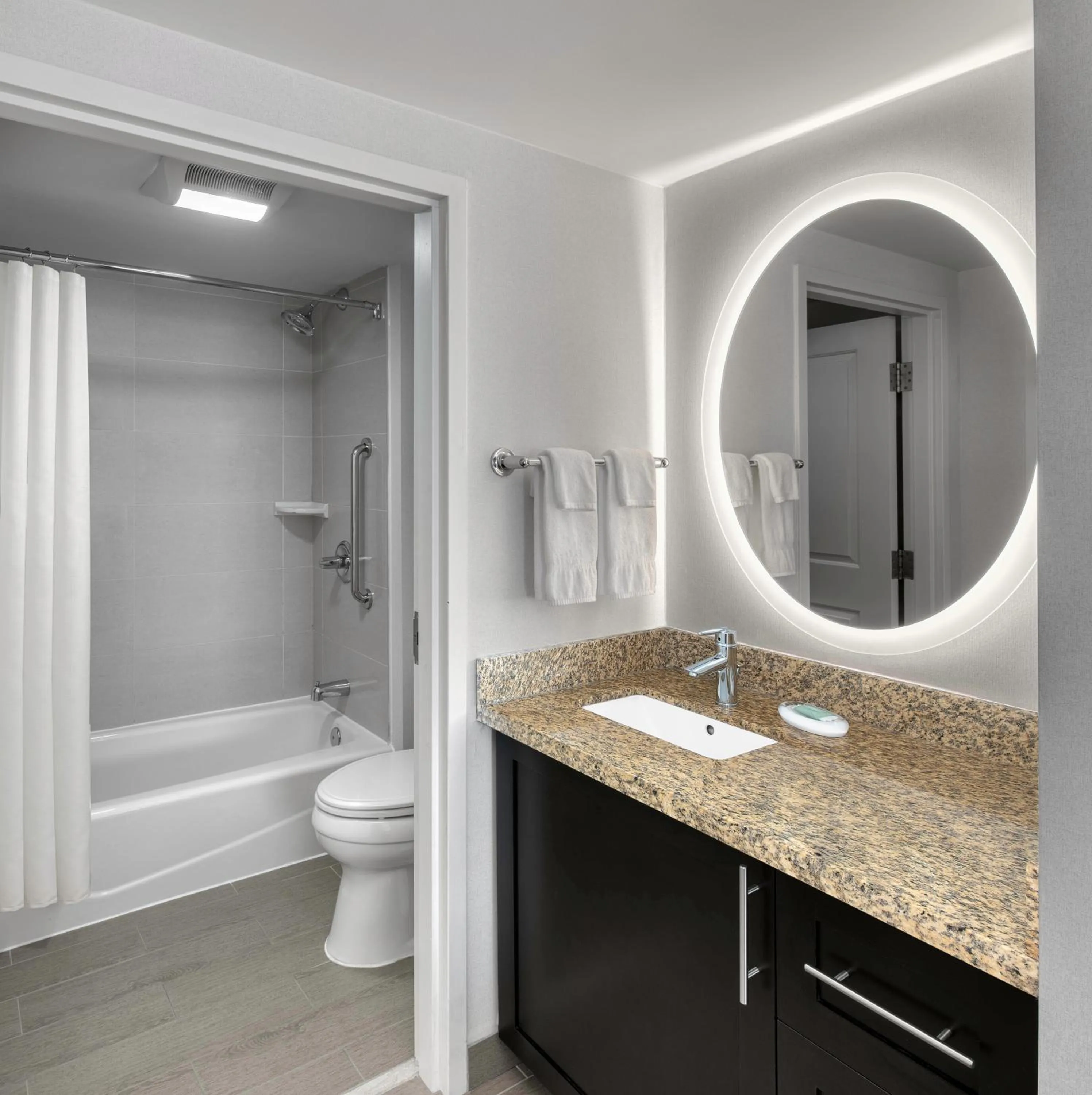 Bathroom in TownePlace Suites by Marriott Sudbury