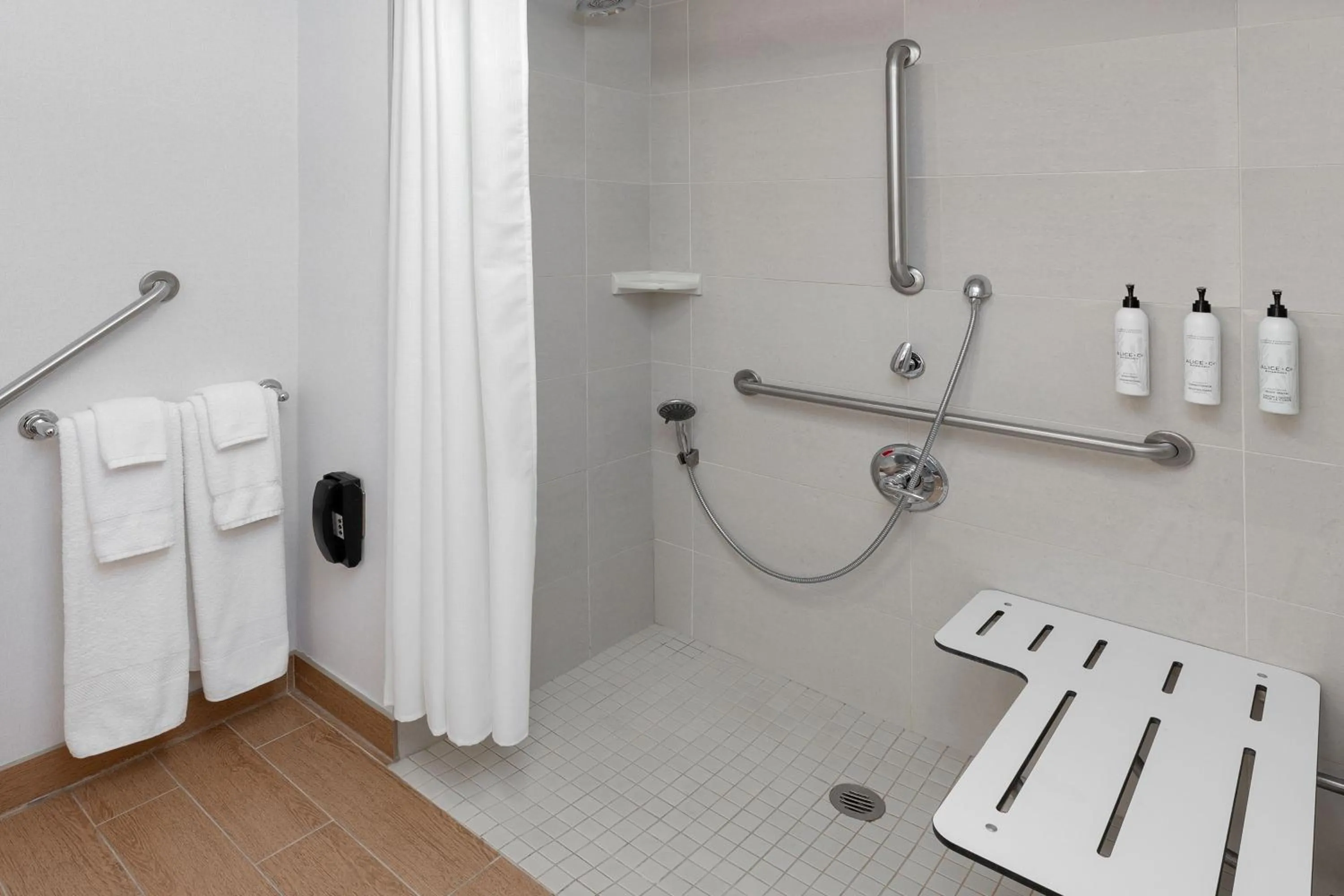 Bathroom in TownePlace Suites by Marriott Sudbury