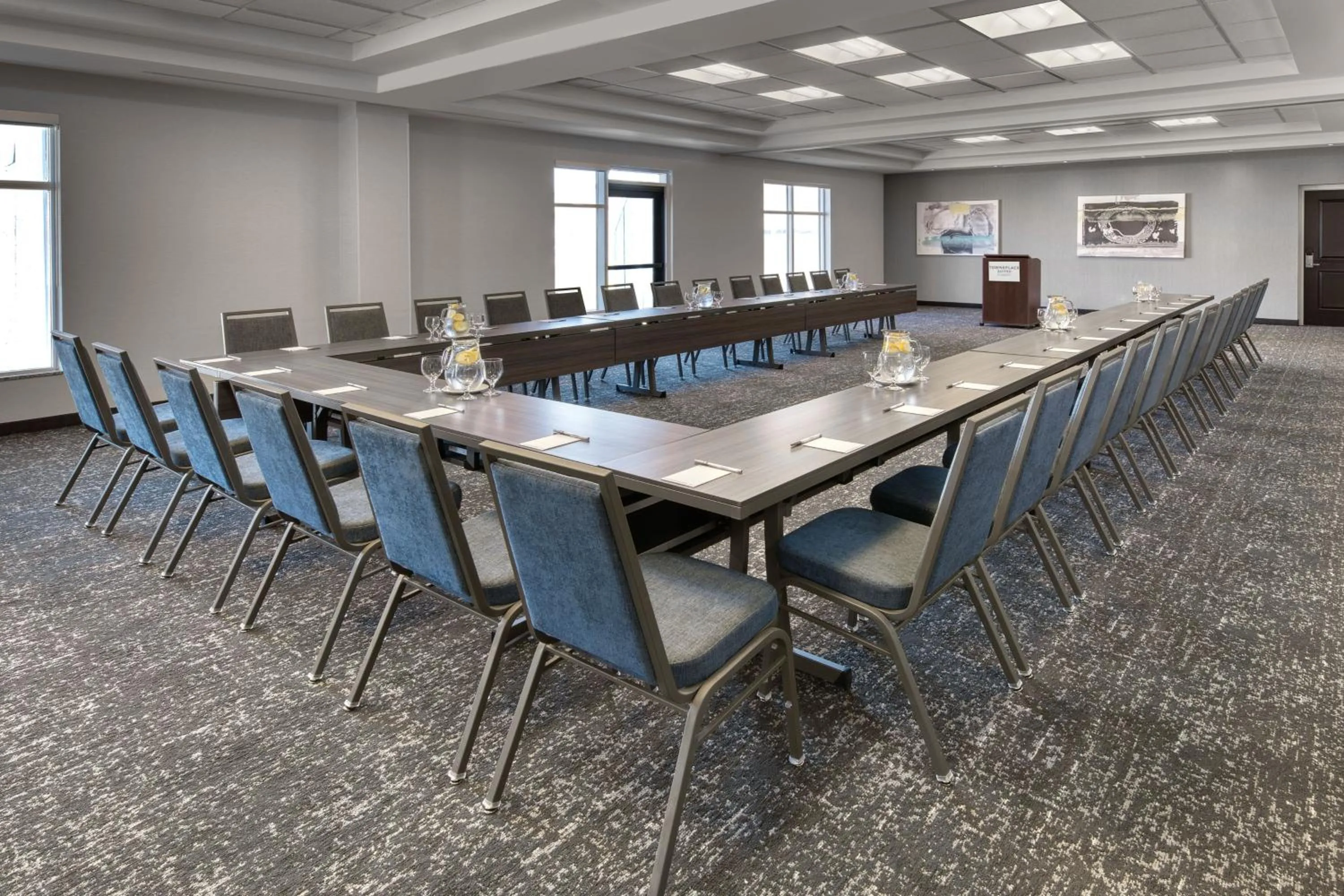 Meeting/conference room in TownePlace Suites by Marriott Sudbury