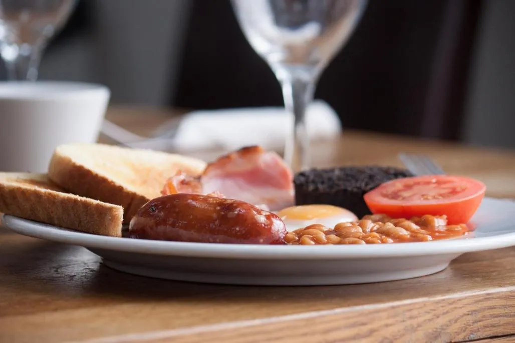 Breakfast in Oakwood Farm Mews Chester