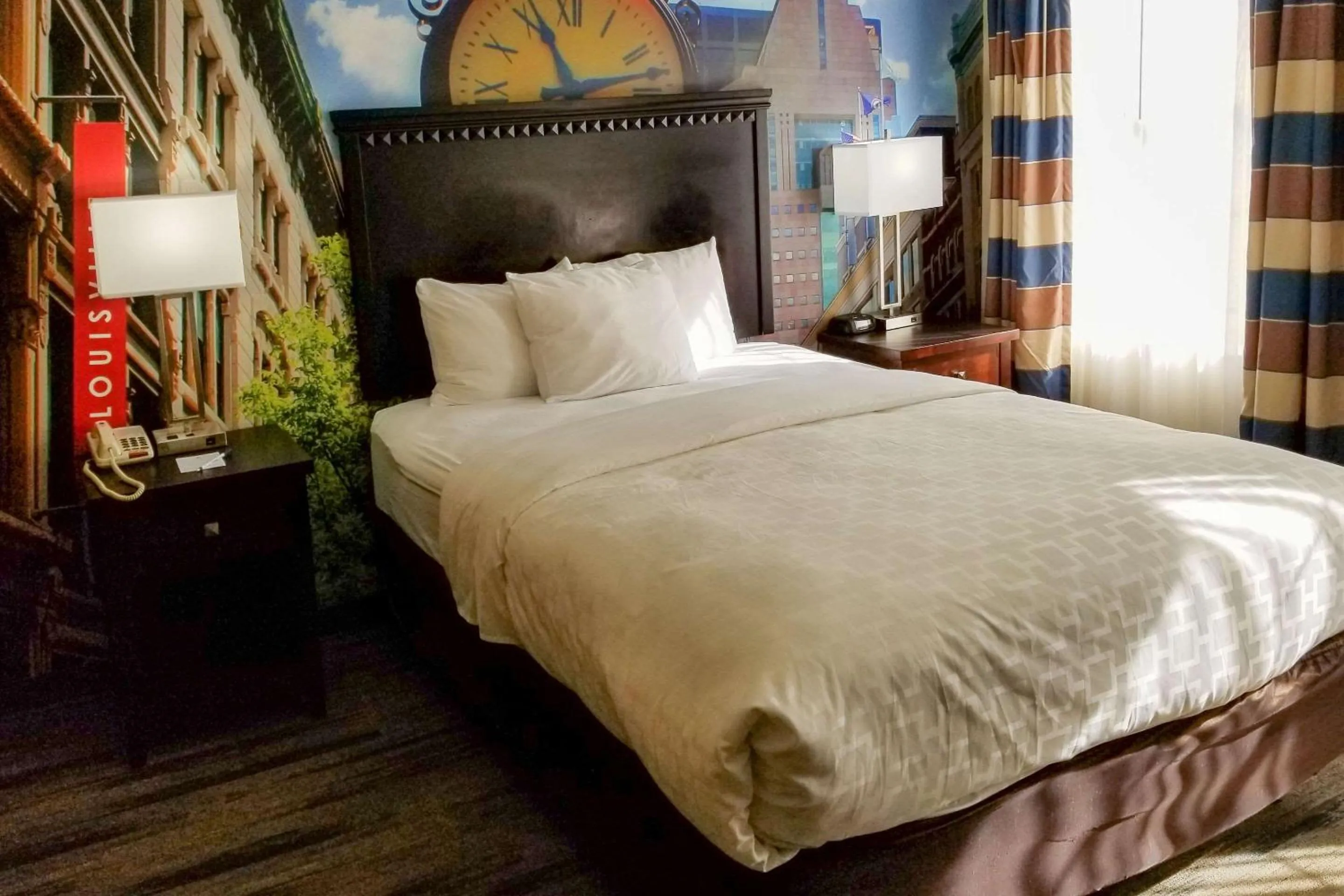 Bedroom in SureStay Plus by Best Western Corydon